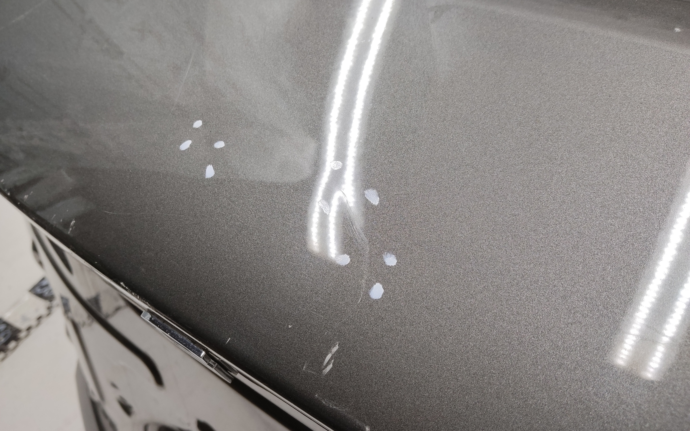 Крышка багажника Geely Coolray Restail