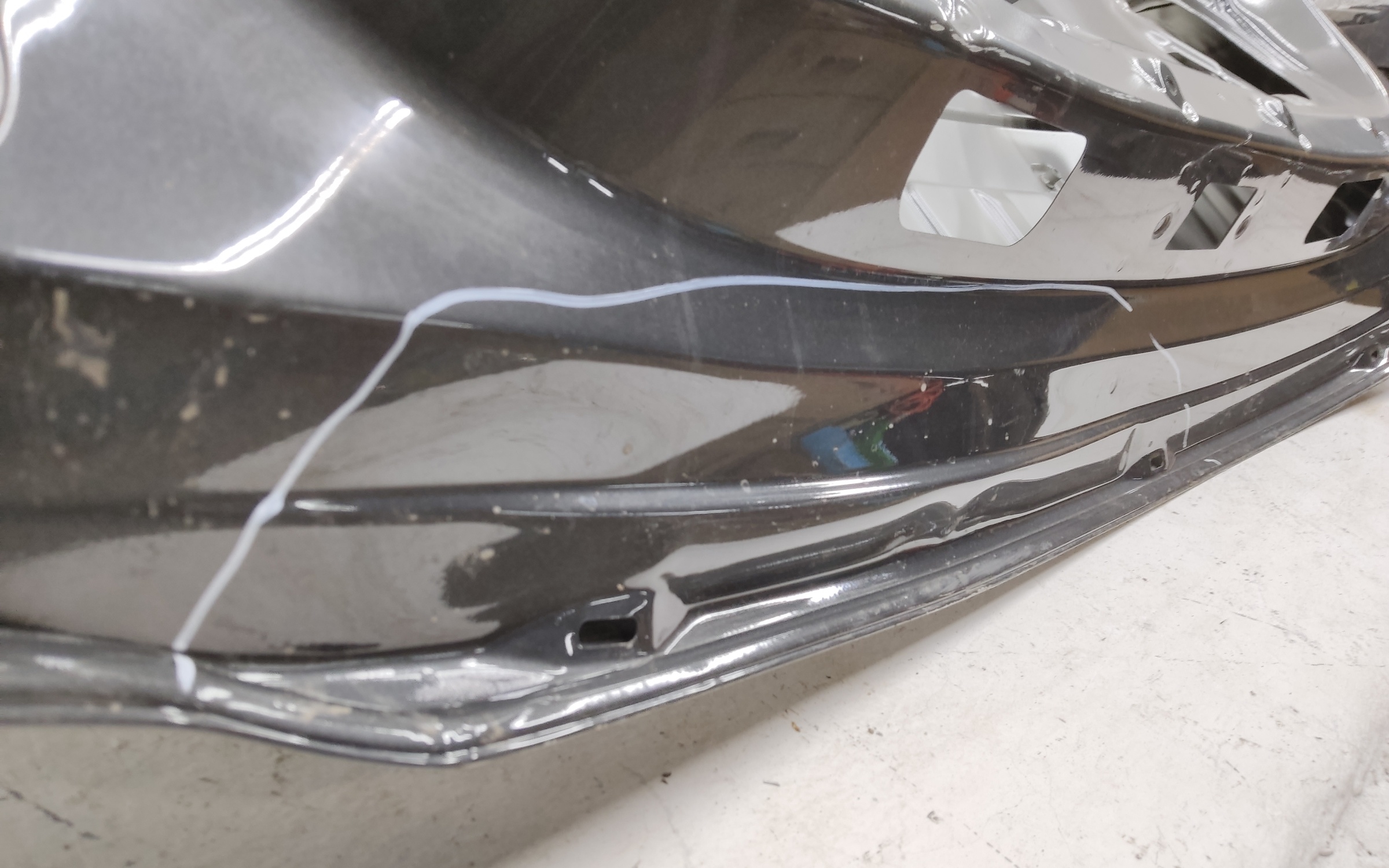 Крышка багажника Geely Coolray Restail