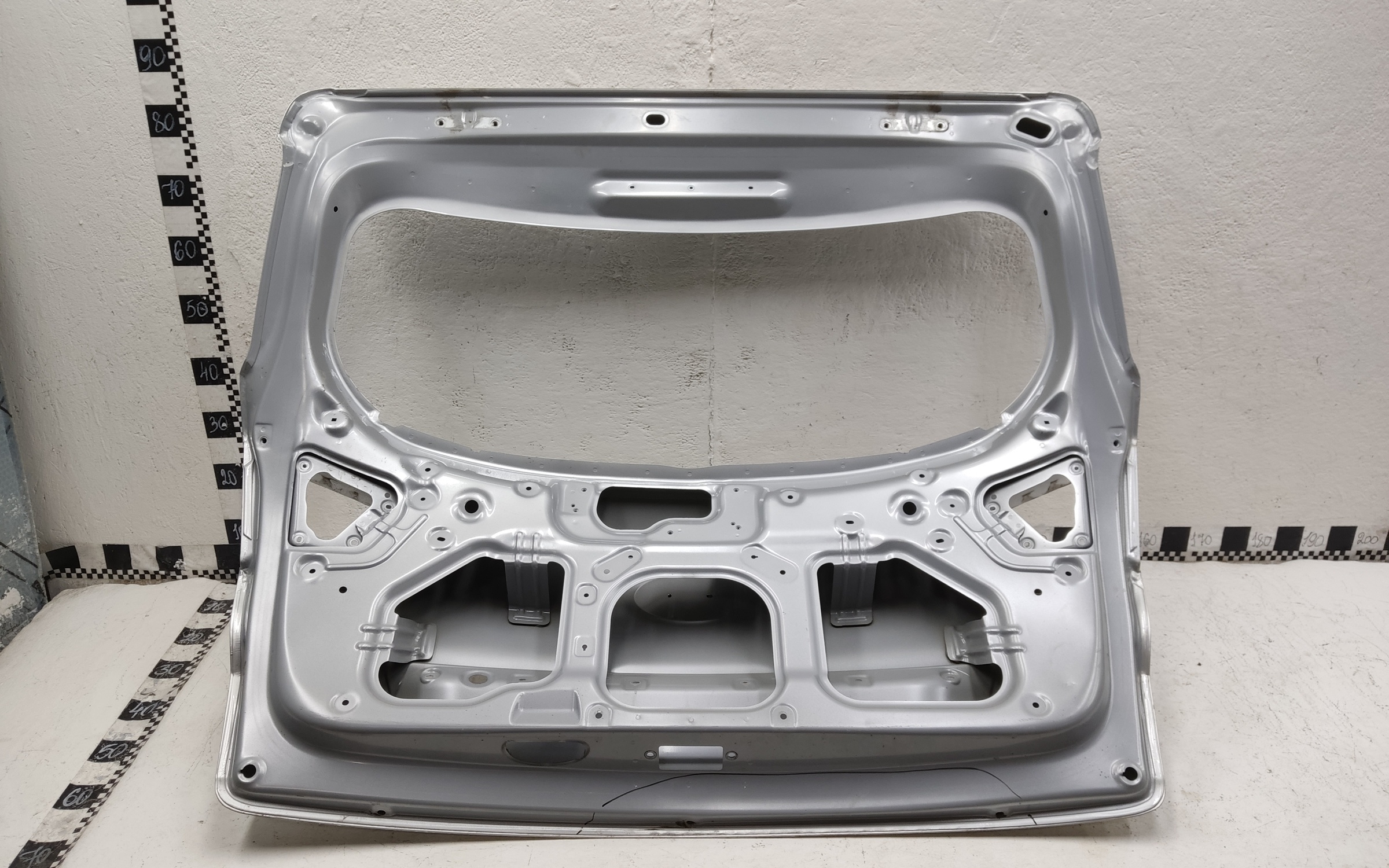 Крышка багажника Hyundai Creta 1