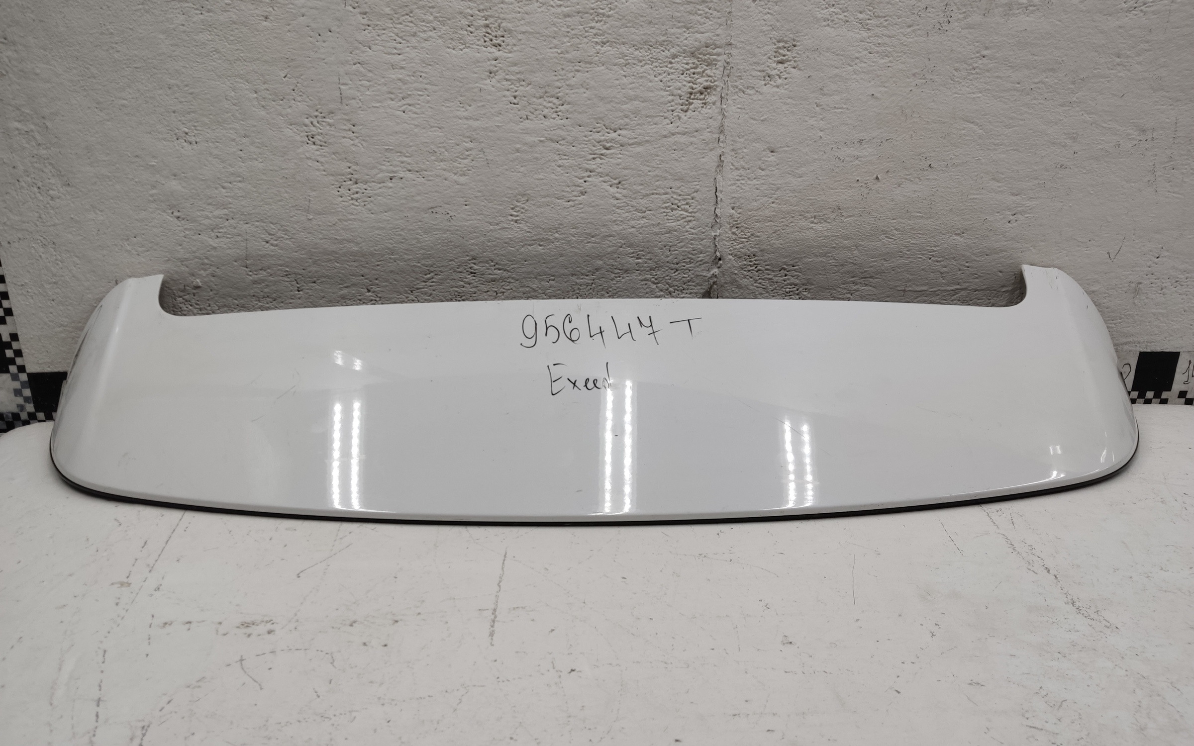 Спойлер крышки багажника Exeed TXL