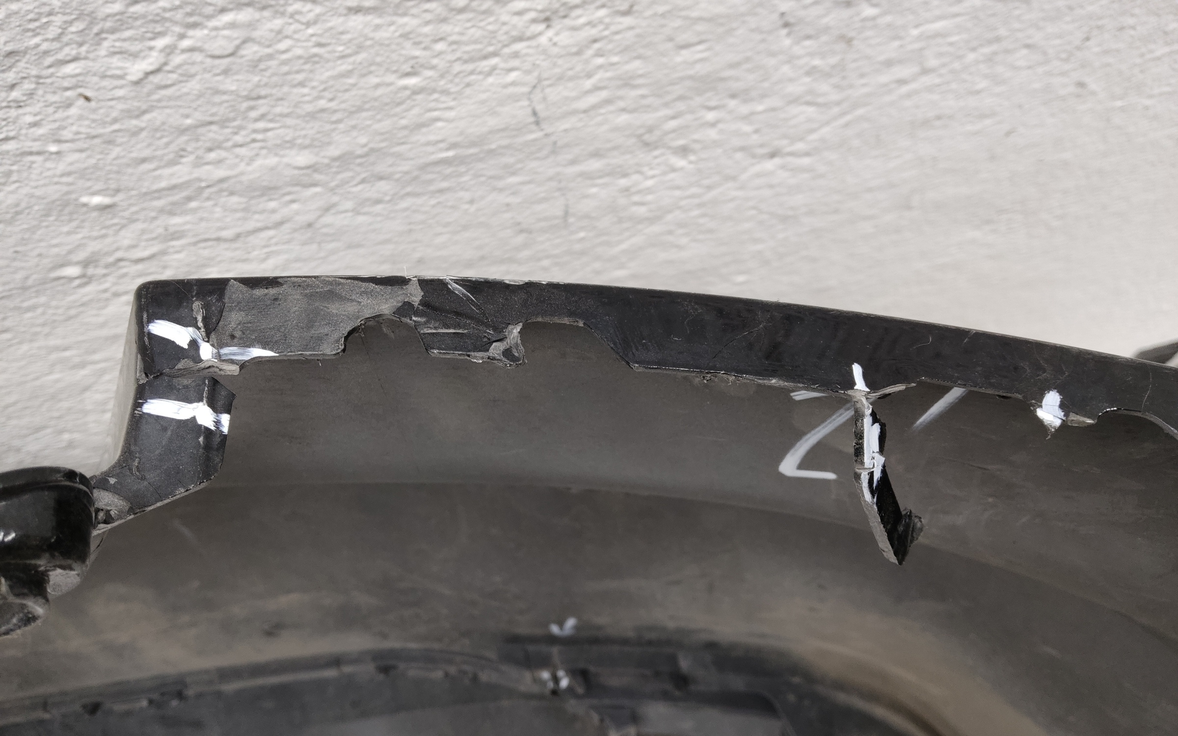 Бампер задний Toyota Camry V70