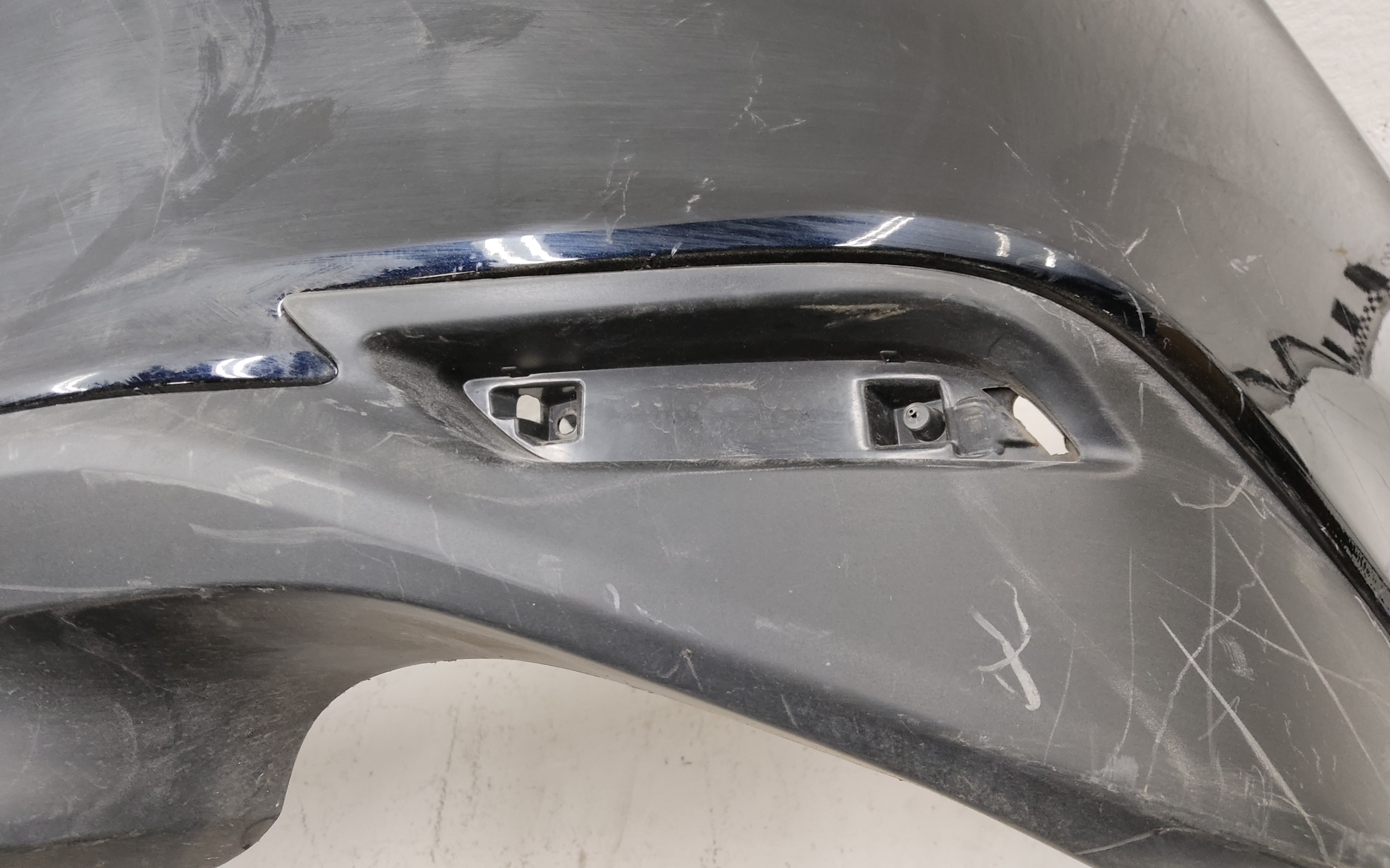 Бампер задний Toyota Camry V70