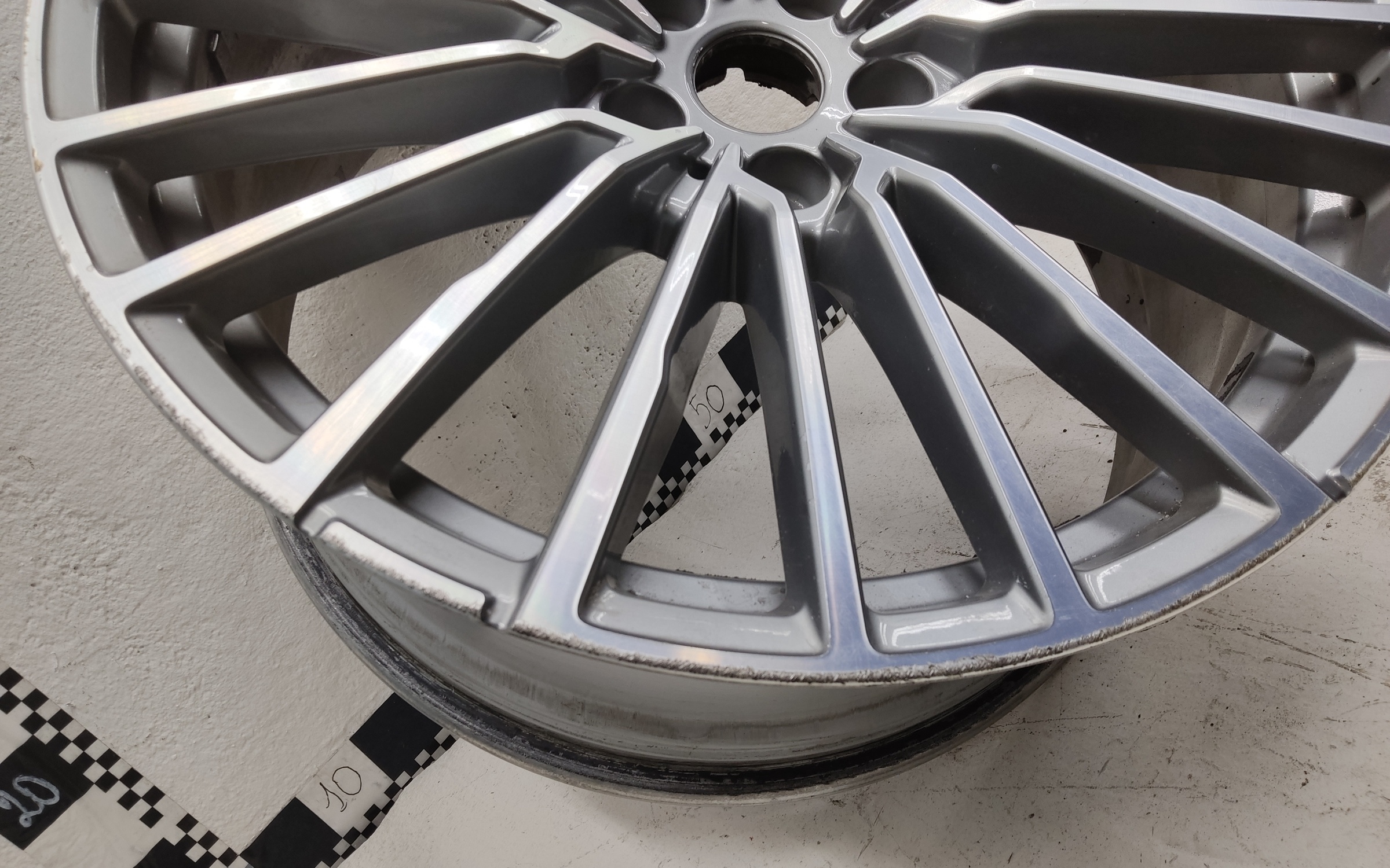 Диск колеса литой задний BMW 7er G11 Restail R20