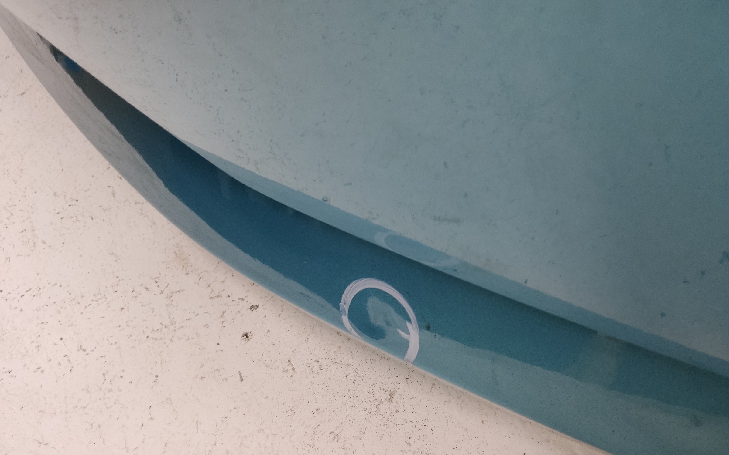 Крышка багажника Geely Coolray Restail