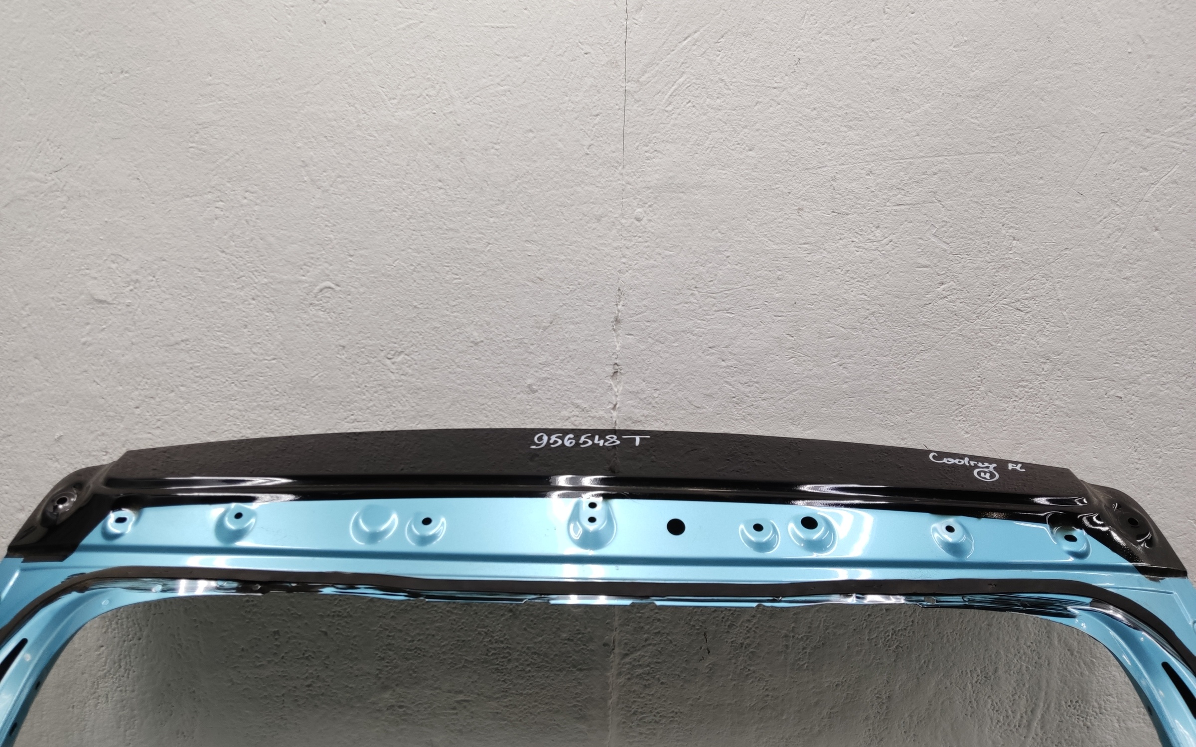Крышка багажника Geely Coolray Restail