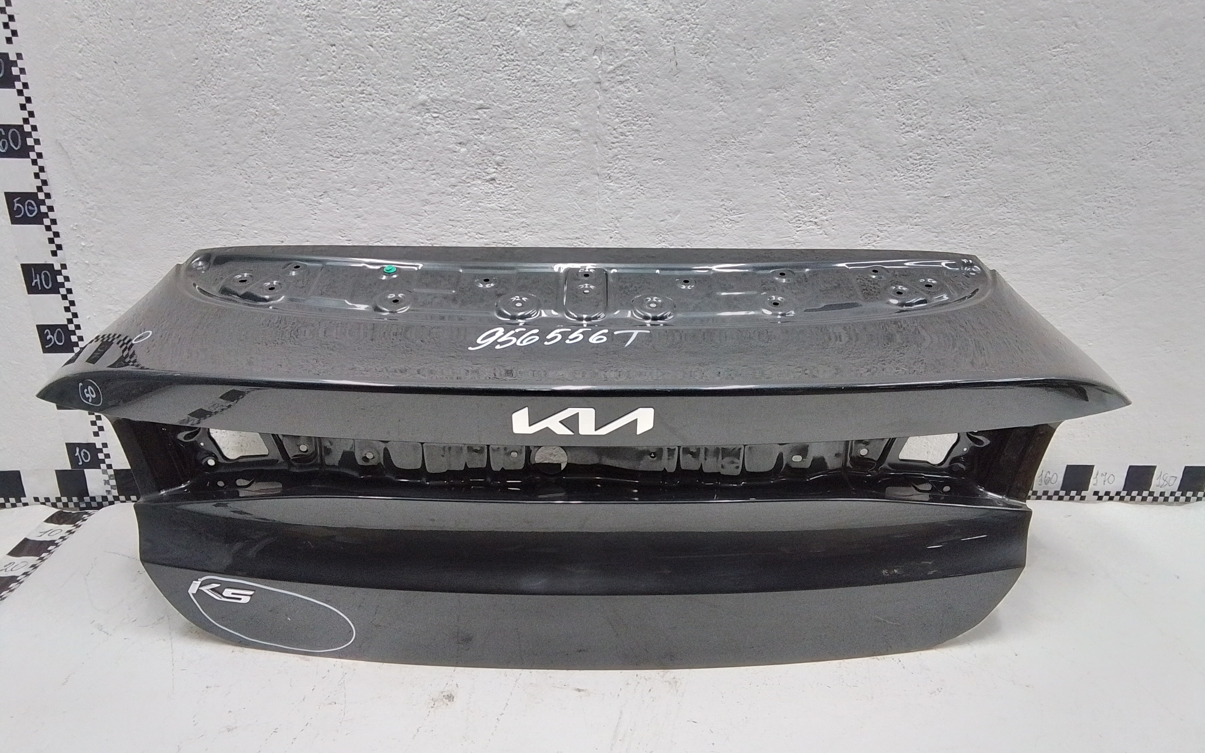 Крышка багажника Kia K5 3