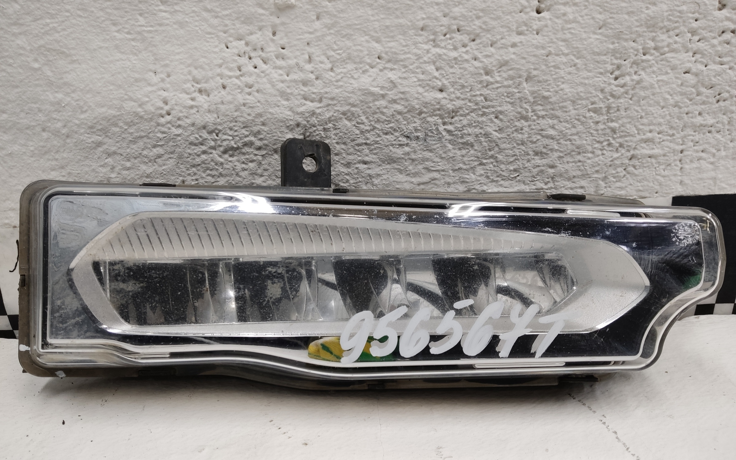 Фара ПТФ передняя правая BMW X3 G01 LED