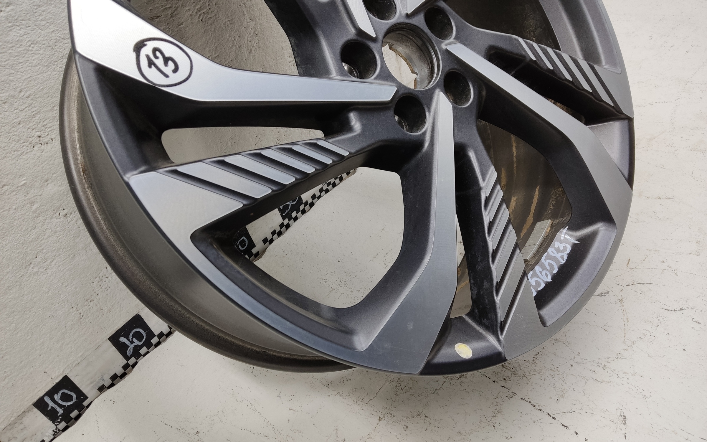 Диск колеса литой Geely Monjaro R20