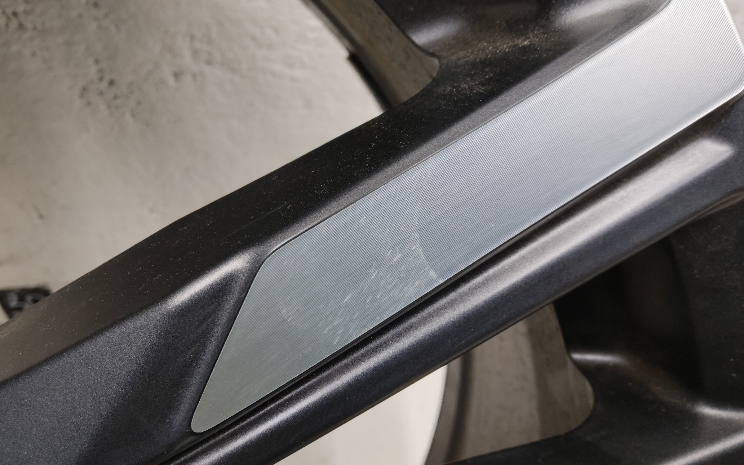 Диск колеса литой Geely Monjaro R20