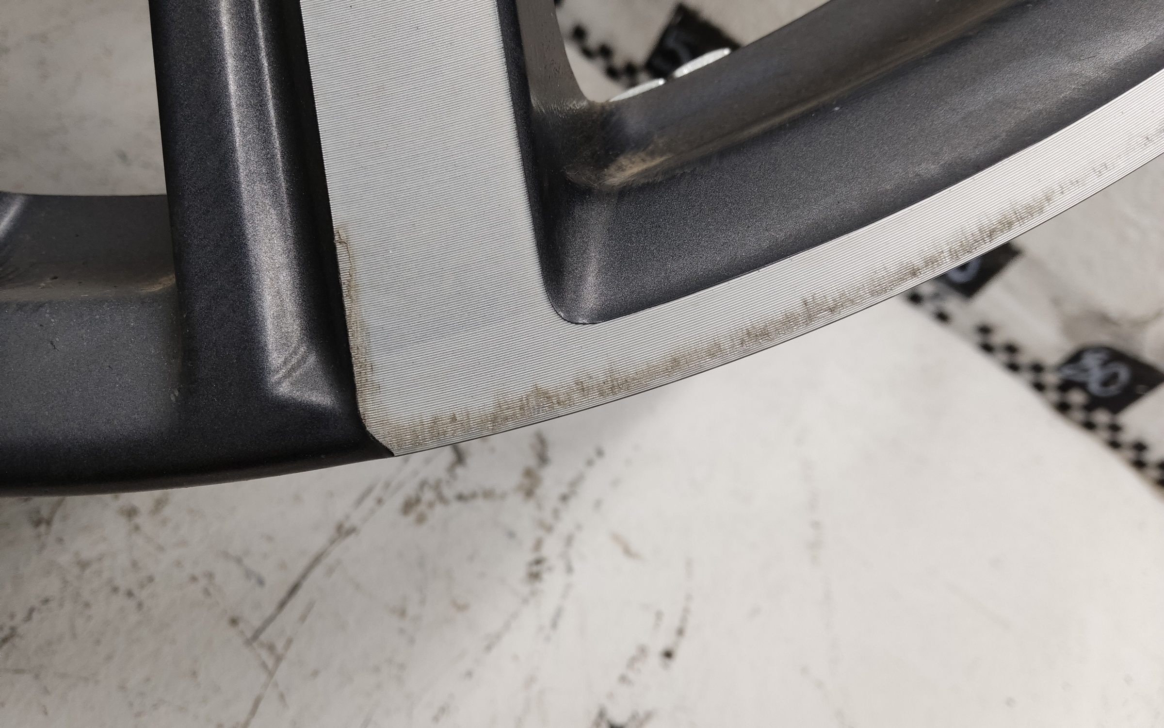 Диск колеса литой Geely Monjaro R20