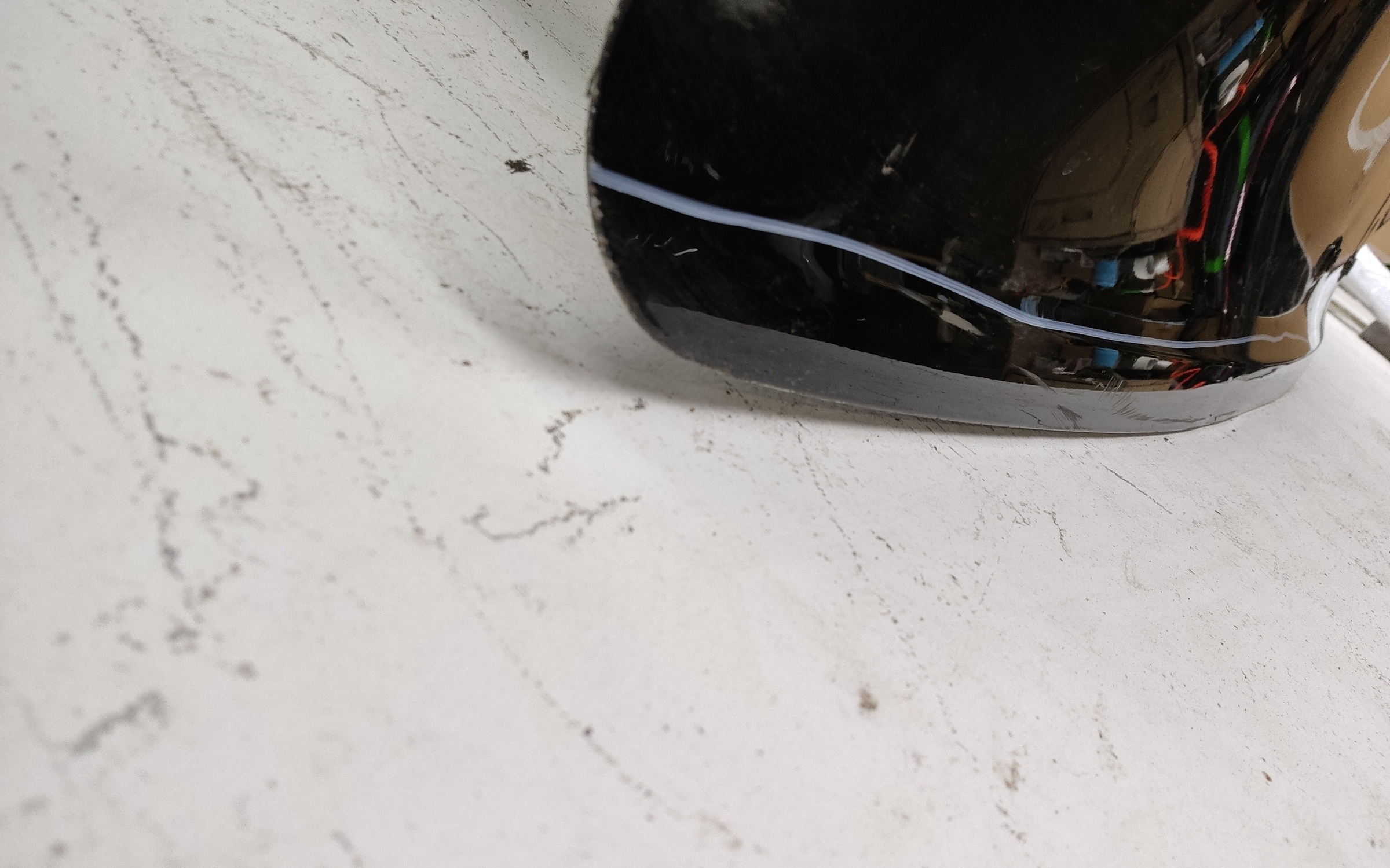 Крышка багажника Geely Monjaro