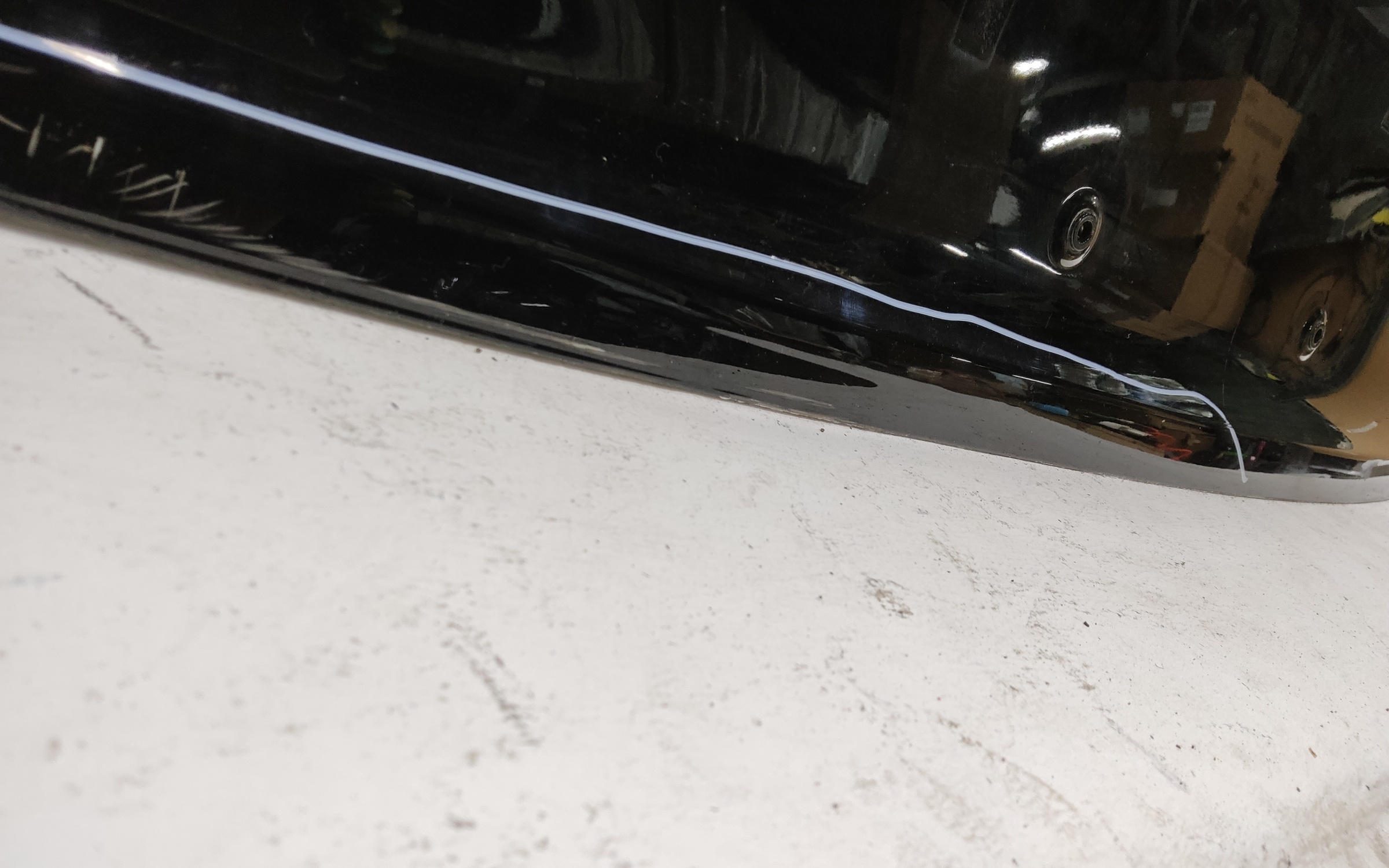 Крышка багажника Geely Monjaro