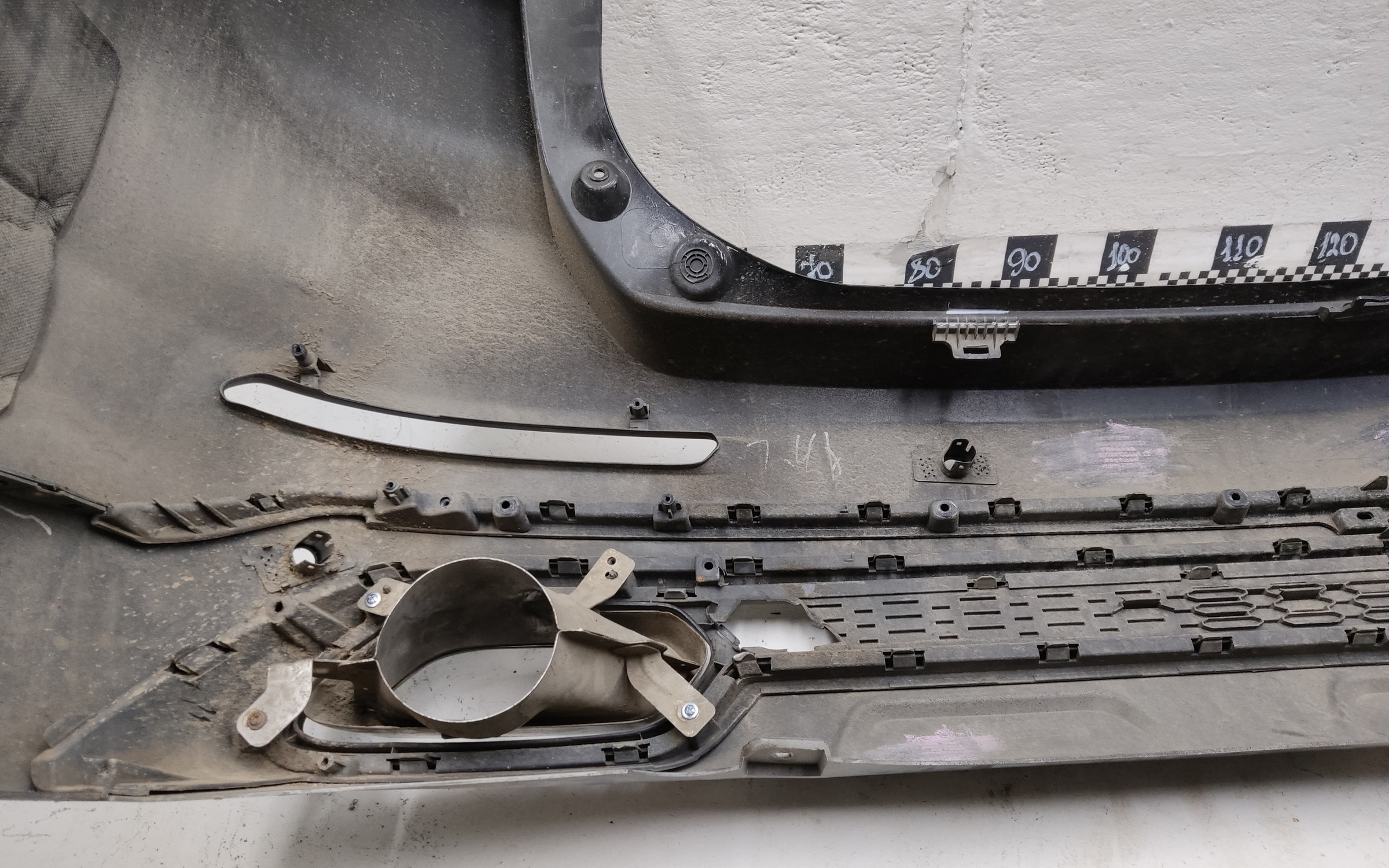 Бампер задний верхняя часть Chery Tiggo 8 Pro