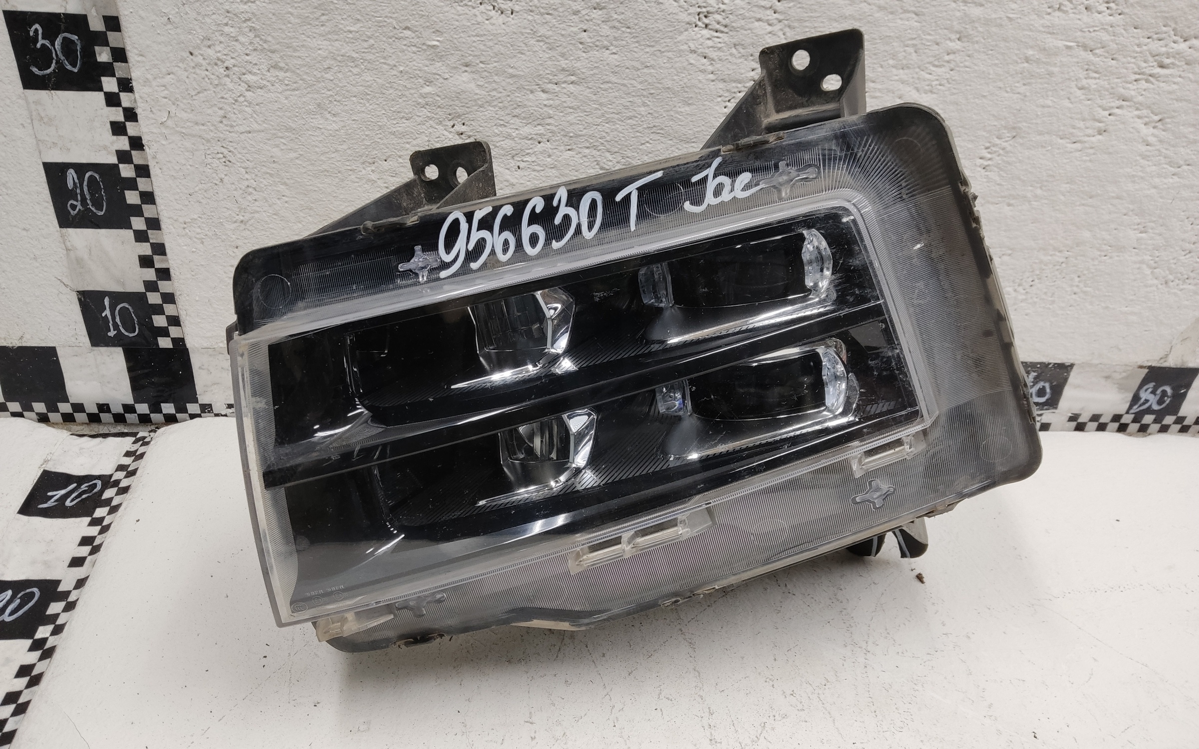 Фара передняя левая JAC JS6 LED