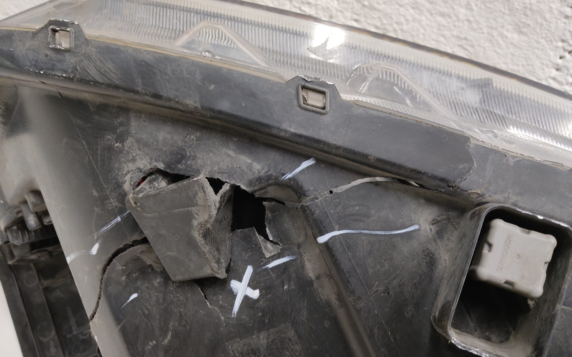 Фара передняя левая Hyundai Tucson 3 Restail LED