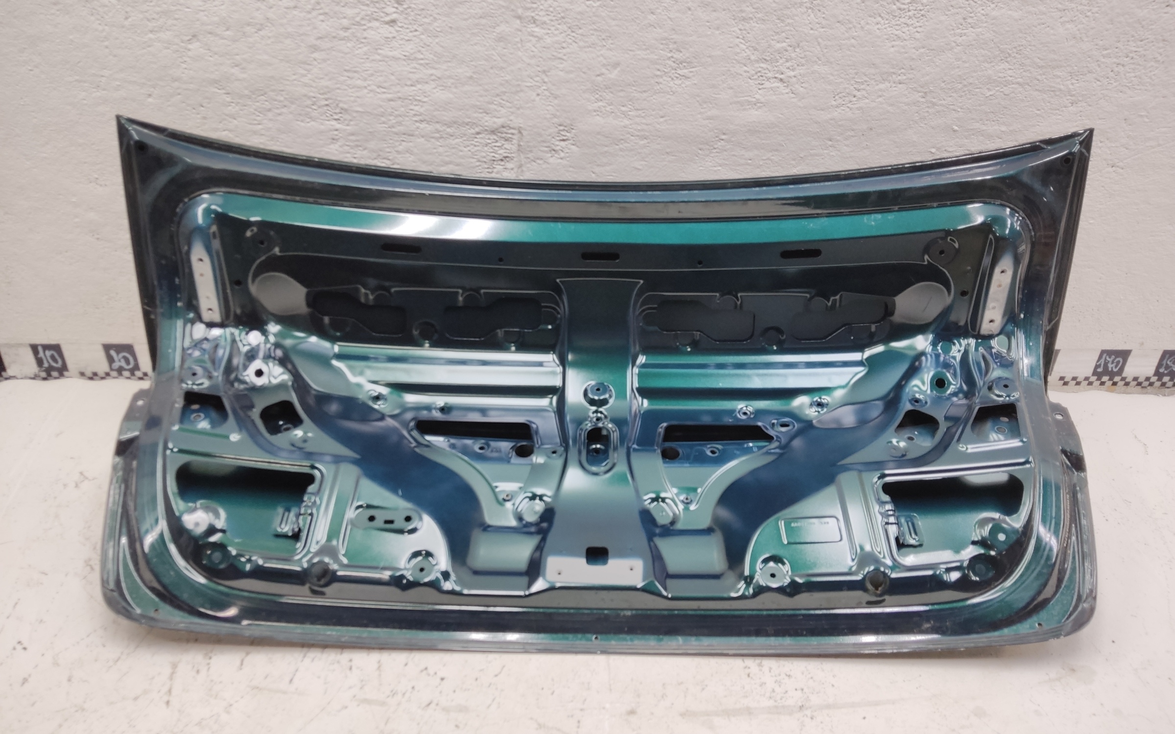 Крышка багажника Chery Arrizo 8