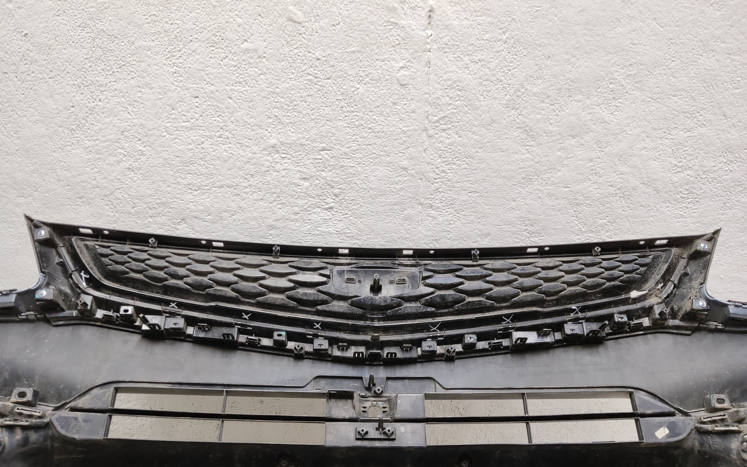 Бампер передний Geely Tugella 1 Restail