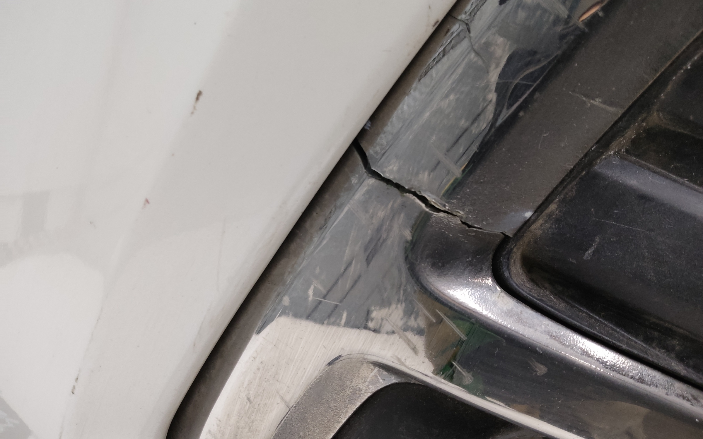 Бампер передний Subaru Forester 5 SK