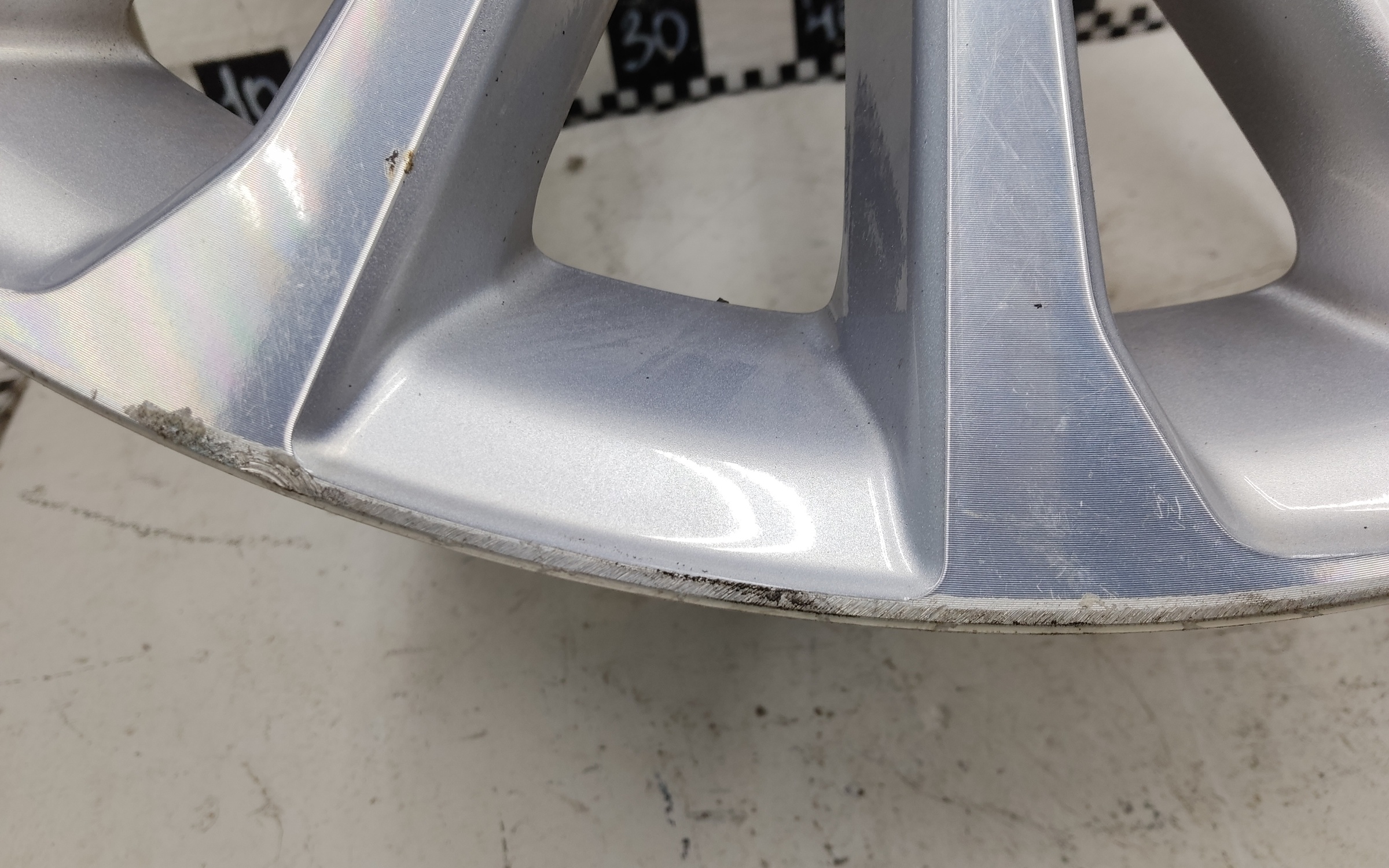 Диск колеса литой Toyota Camry V70 R18