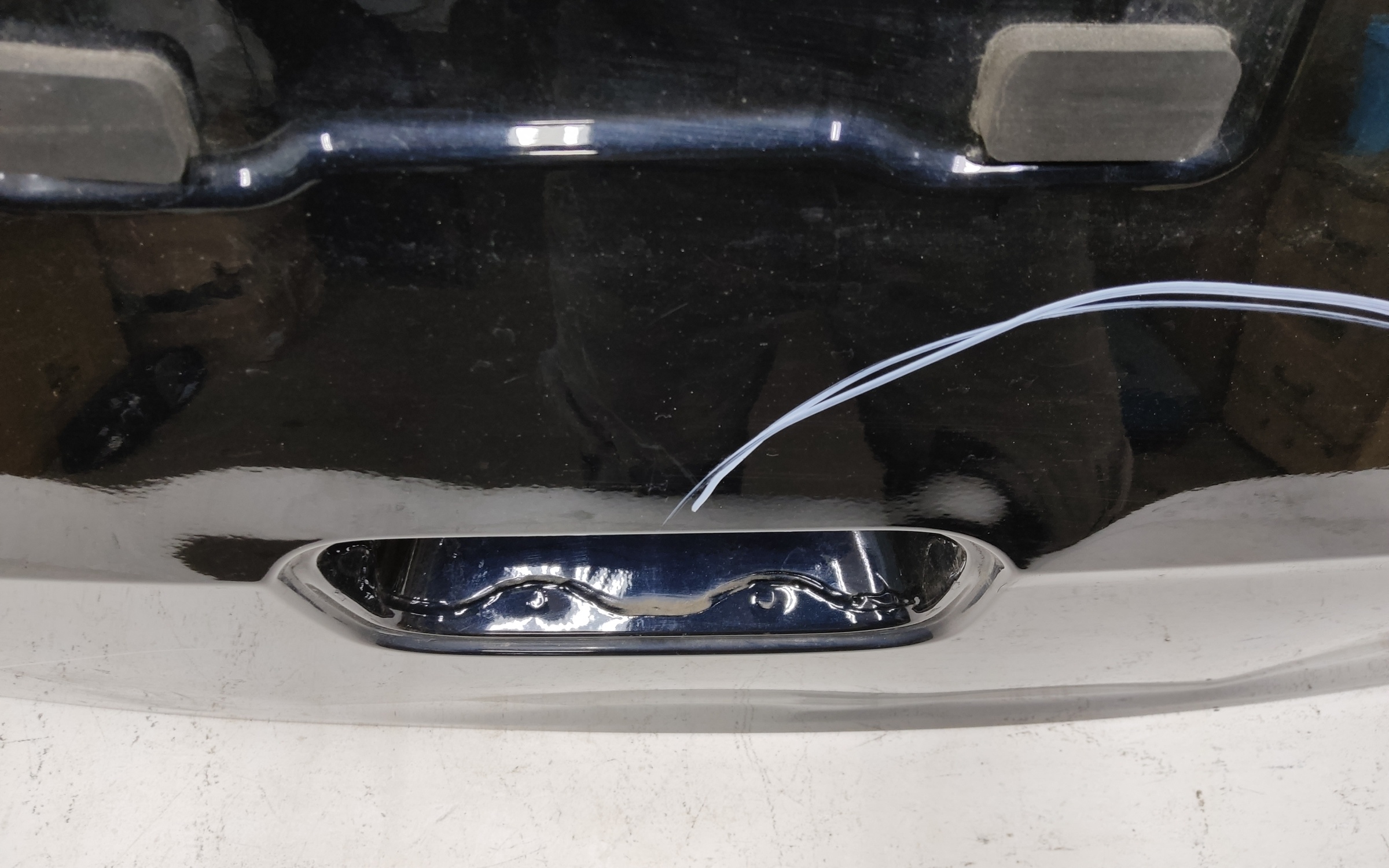 Крышка багажника Hyundai Staria