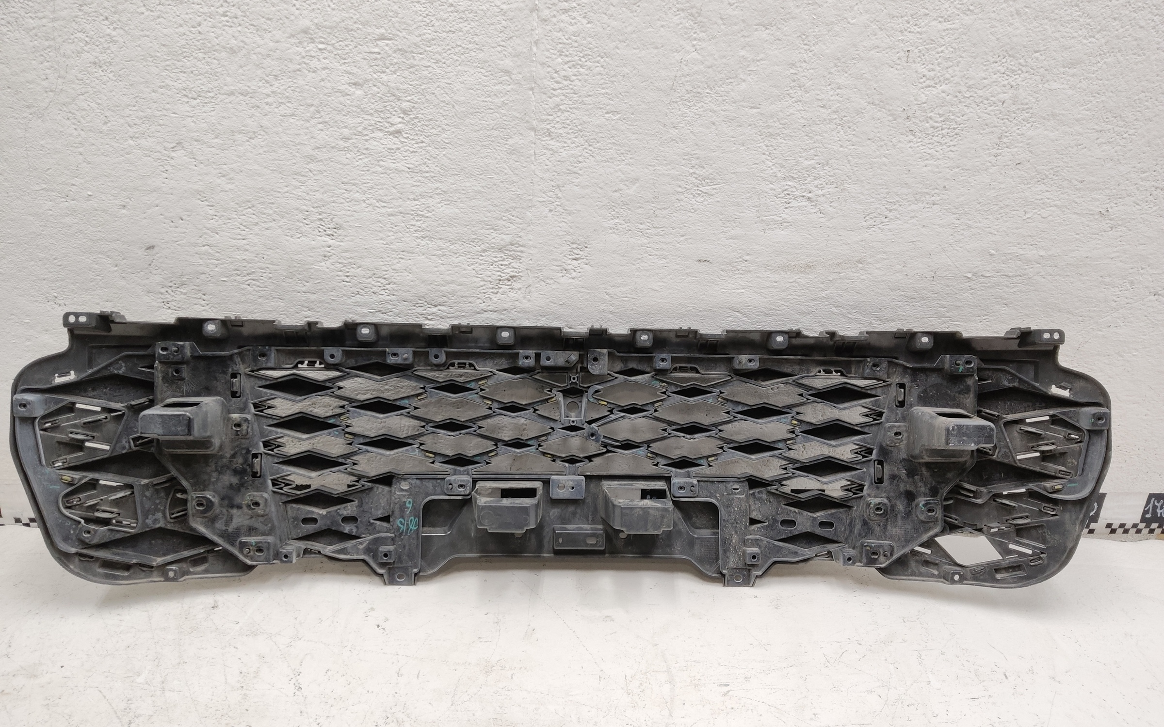 Решетка переднего бампера Exeed RX