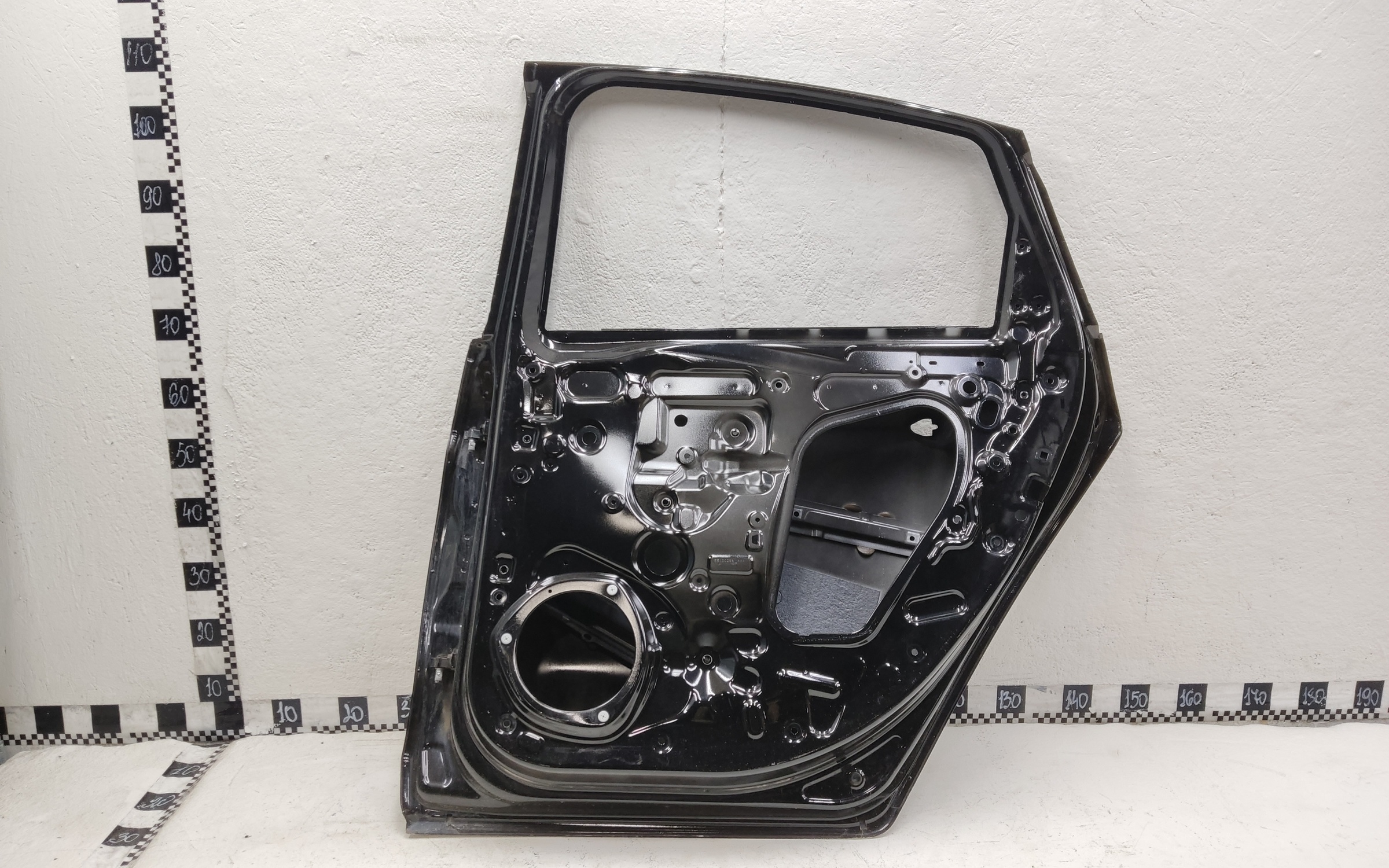 Дверь задняя правая Chery Arrizo 8