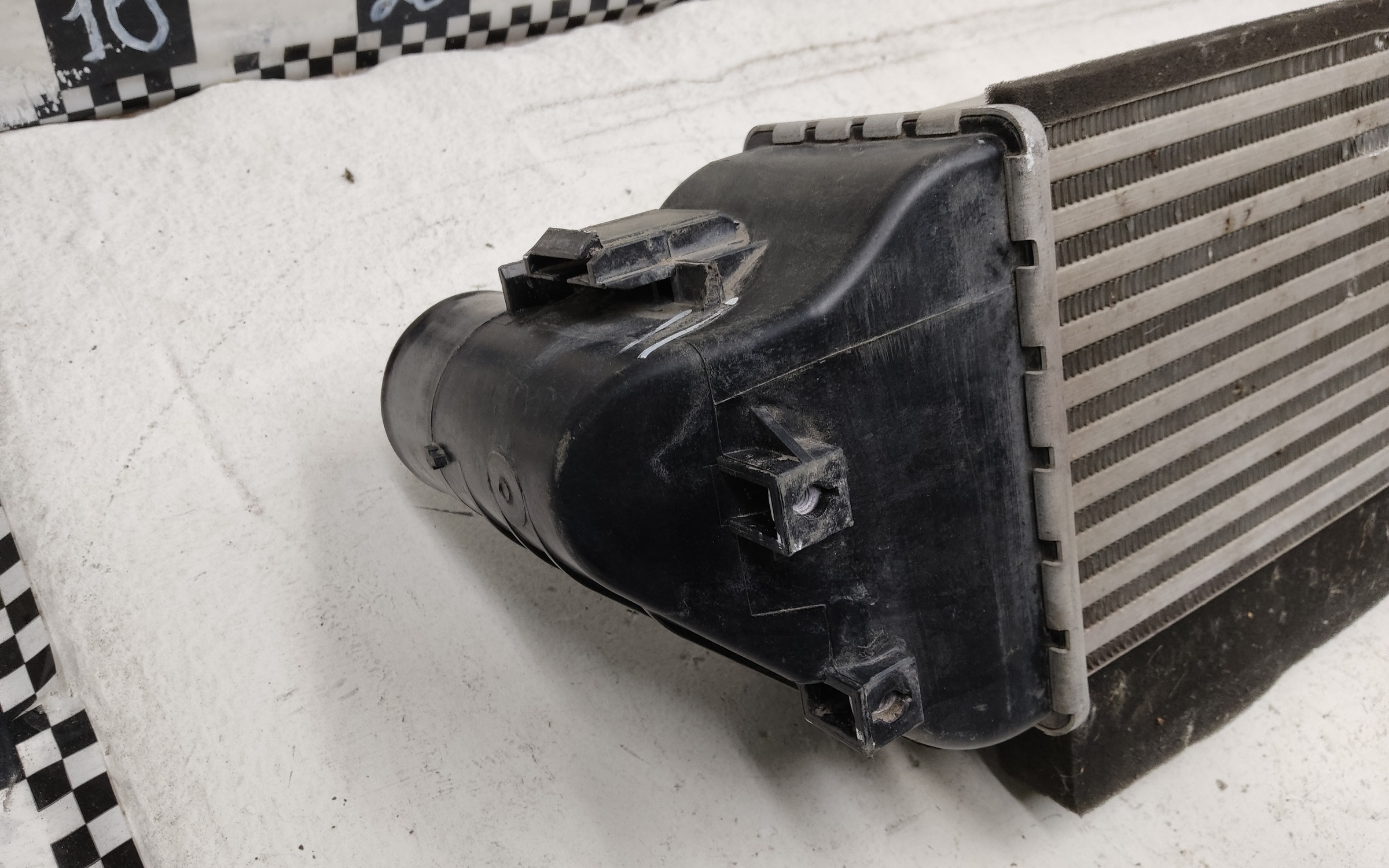 Радиатор турбины "интеркулер" Geely Okavango Restail