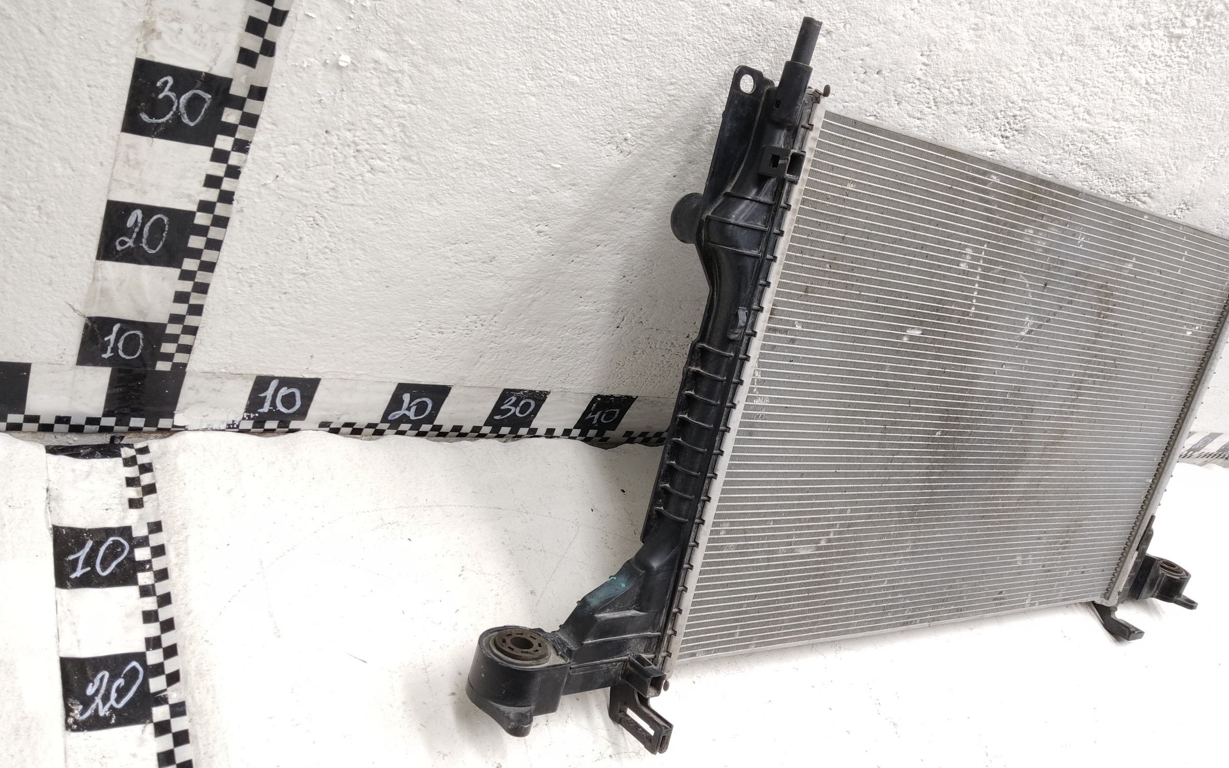 Радиатор охлаждения двигателя Geely Okavango Restail