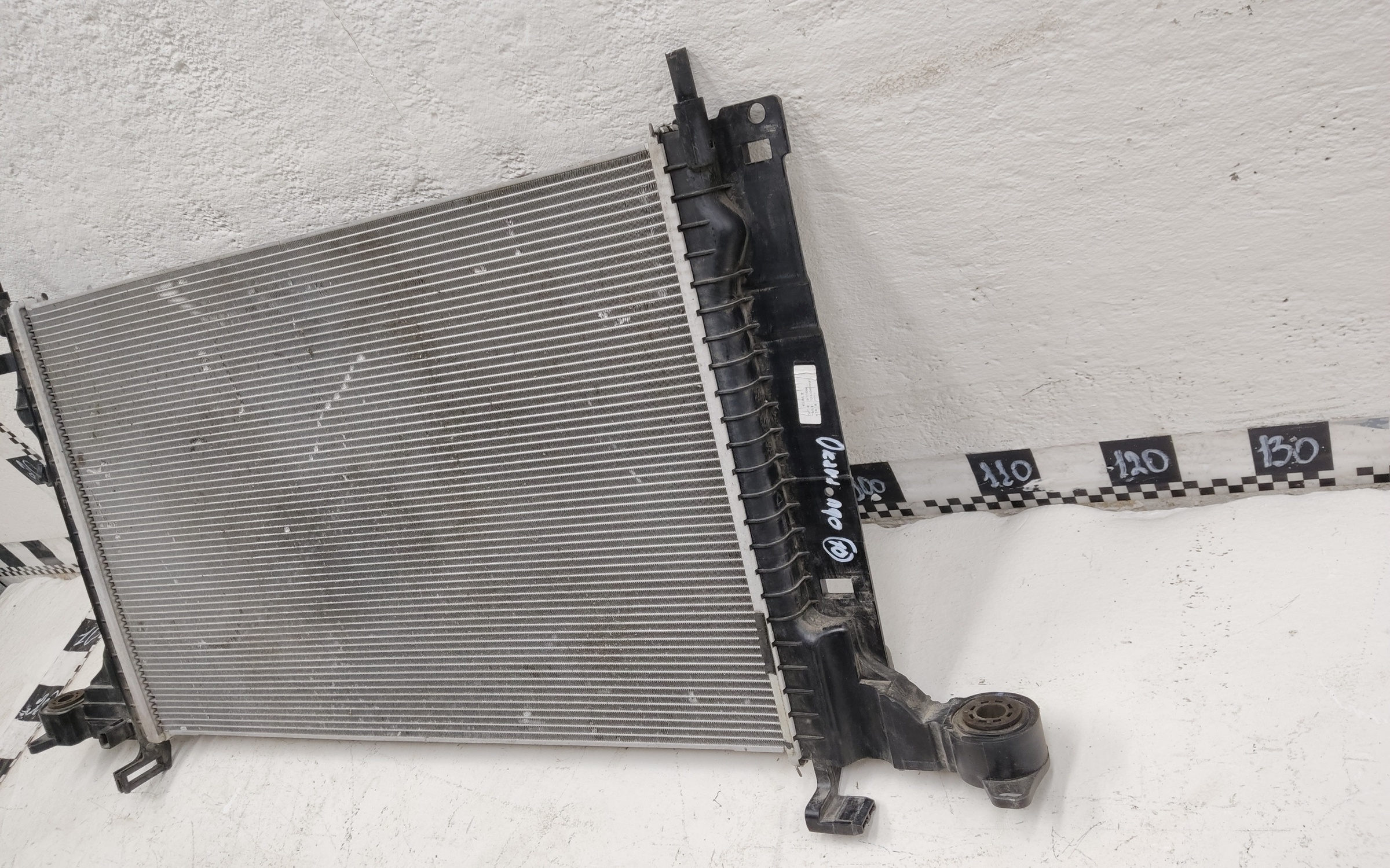 Радиатор охлаждения двигателя Geely Okavango Restail