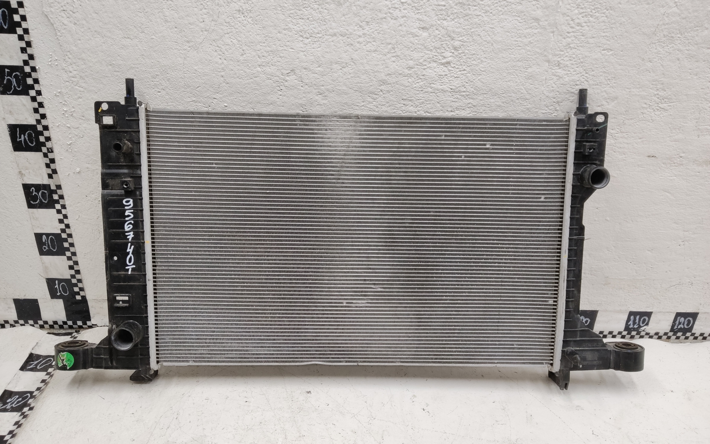 Радиатор охлаждения двигателя Geely Okavango Restail