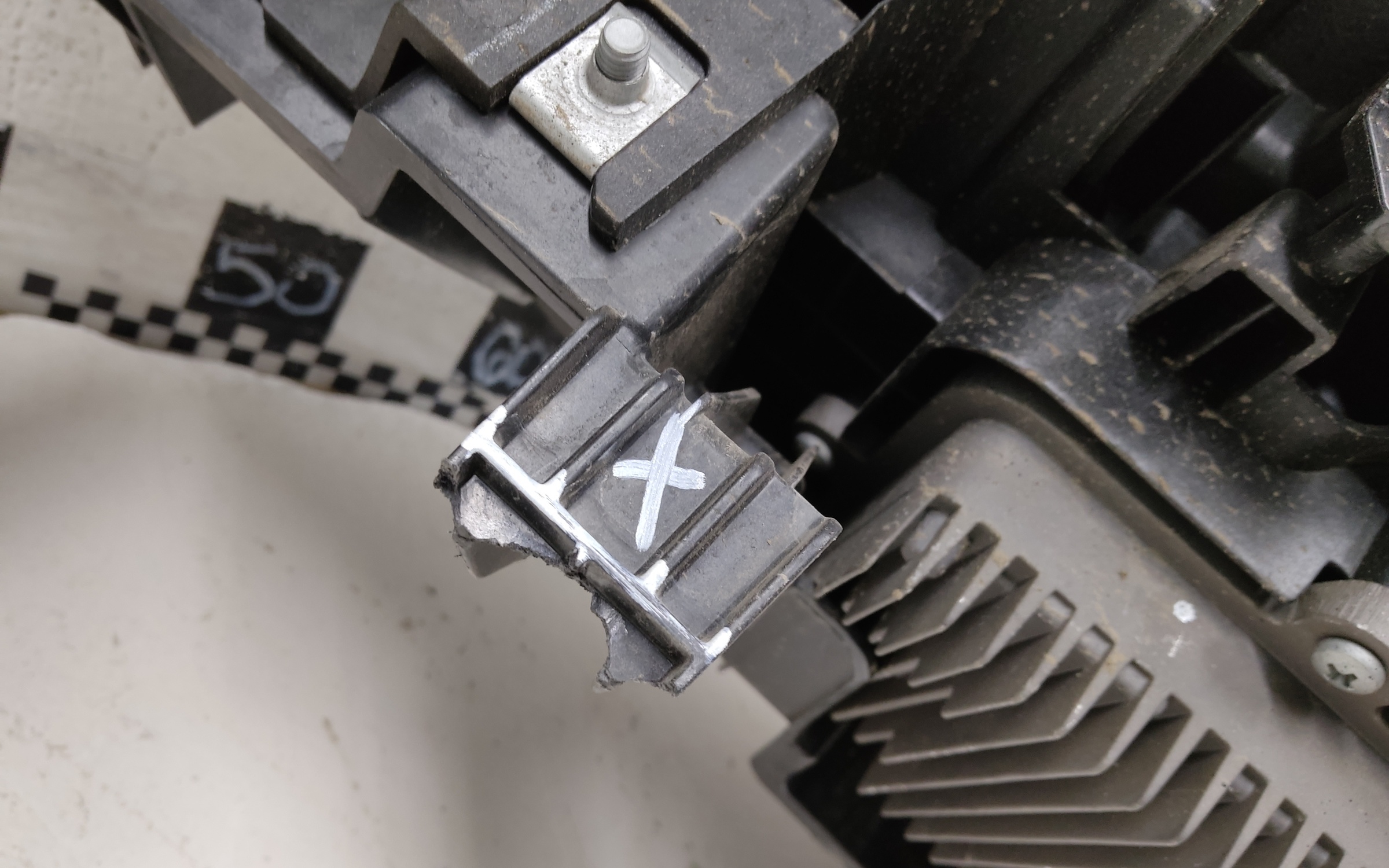 Фара передняя левая Exeed RX LED