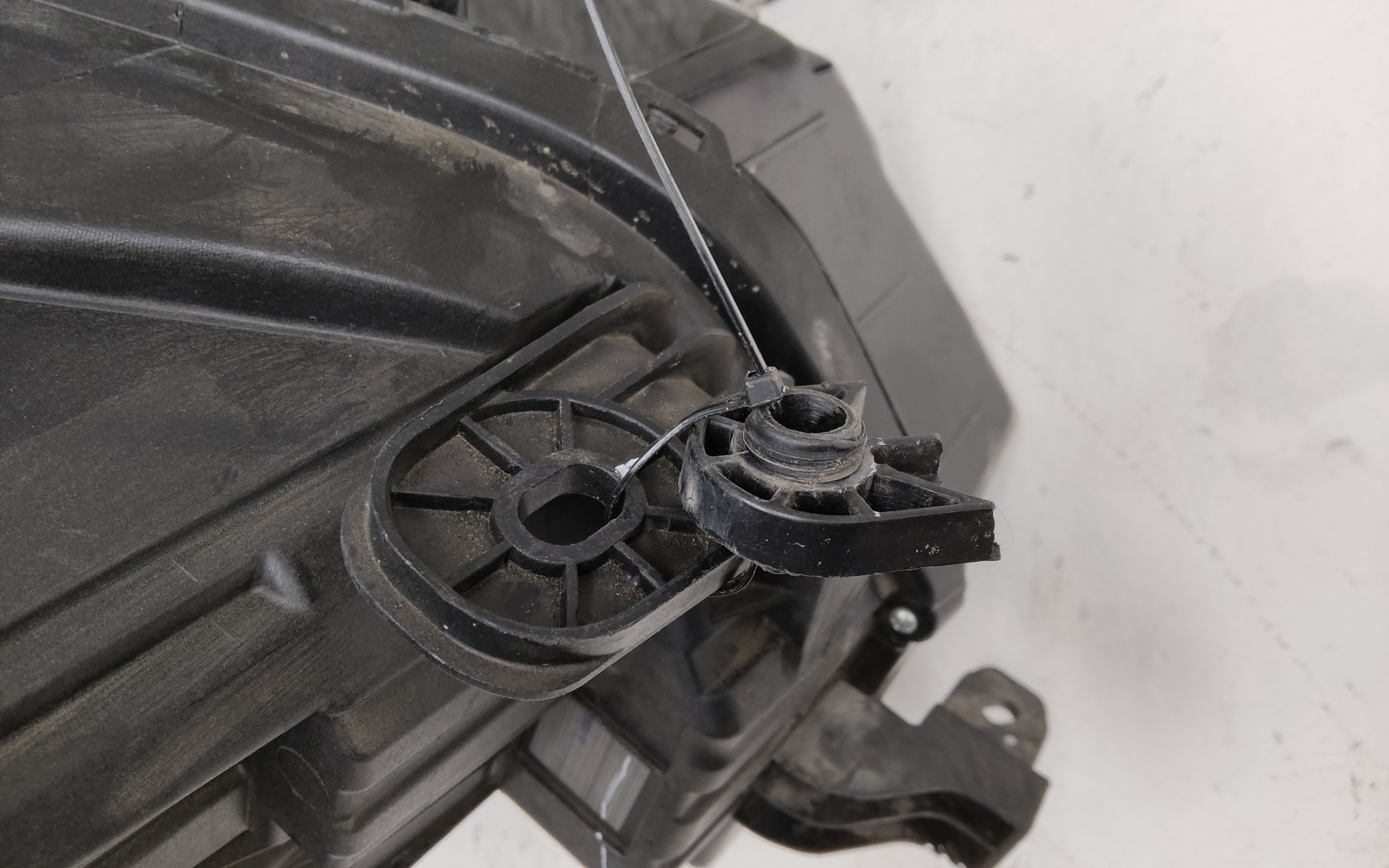 Фара передняя левая Exeed RX LED