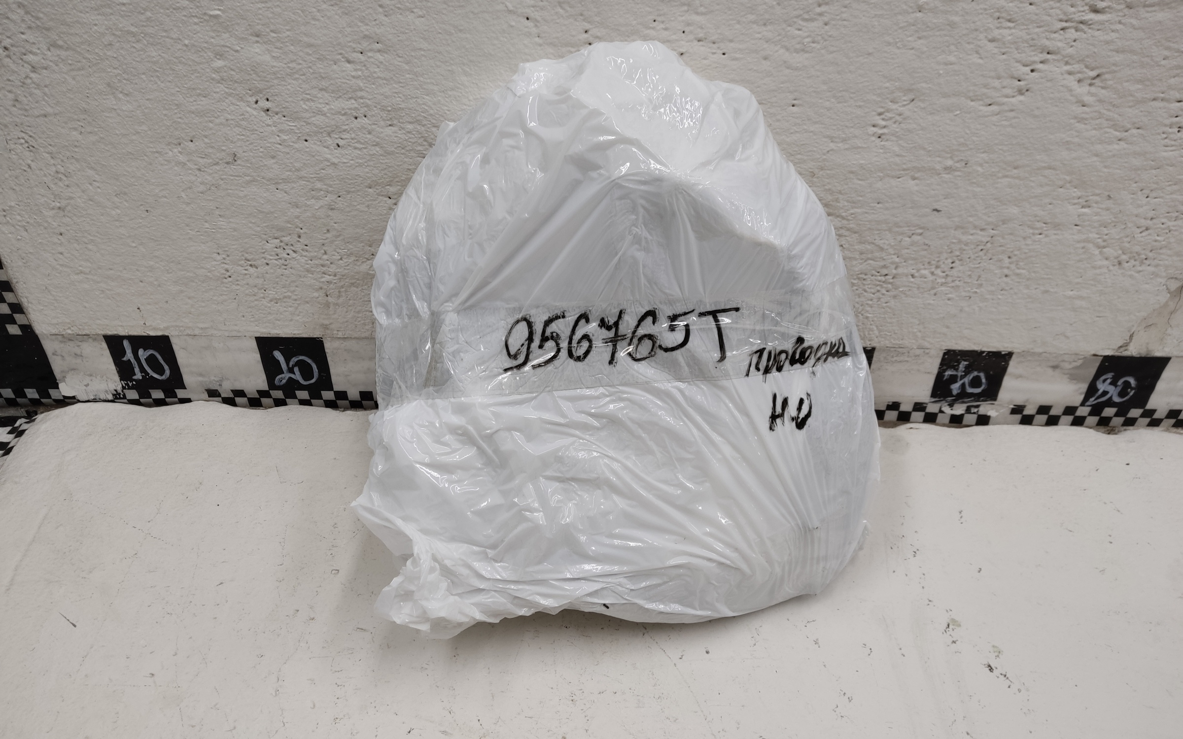 Проводка моторного отсека правая Voyah Free Restail