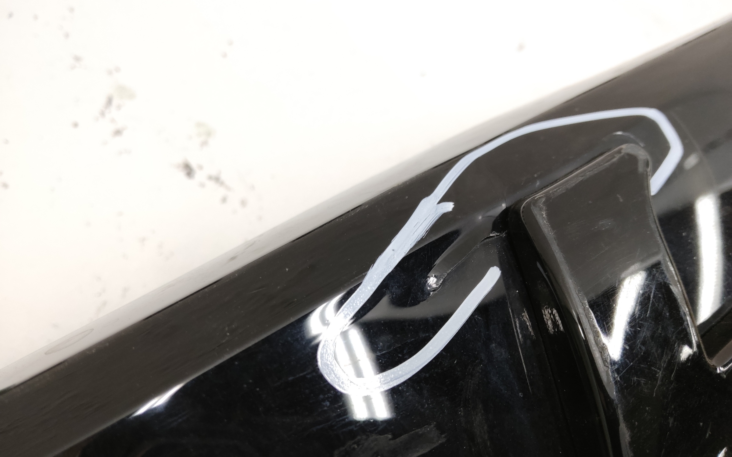 Накладка крышки багажника Haval Dargo