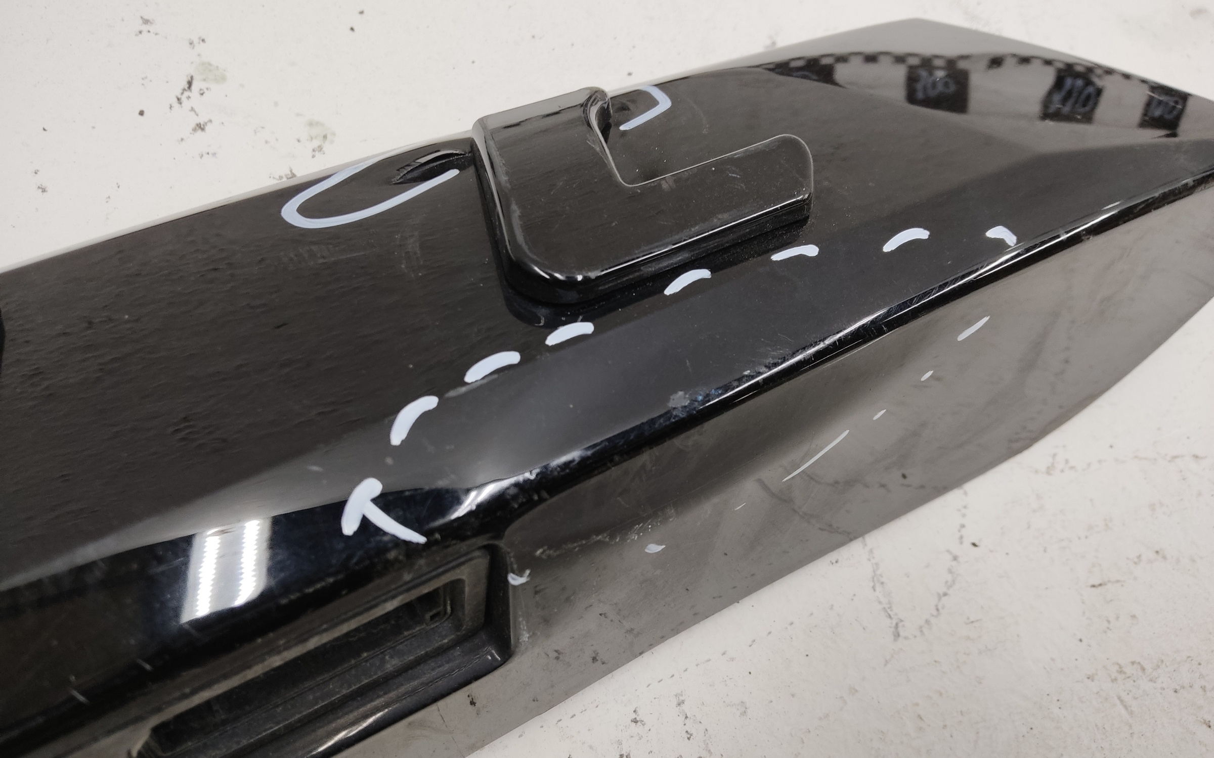 Накладка крышки багажника Haval Dargo