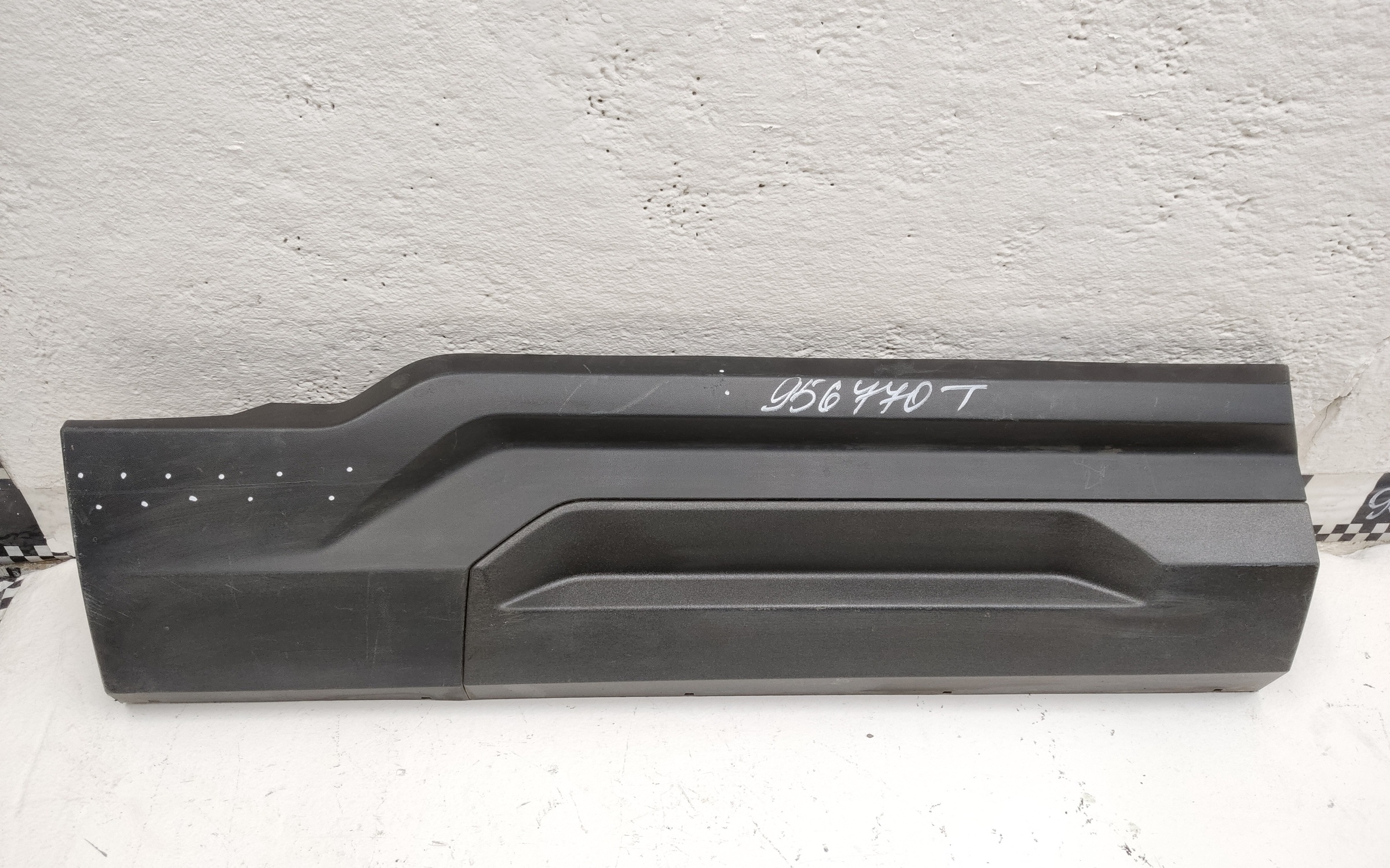 Накладка двери задней правой Haval H3