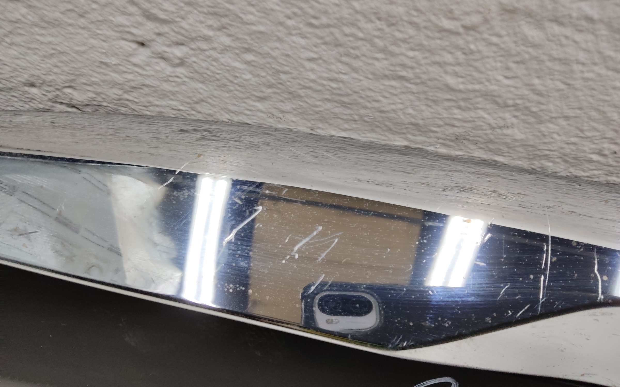 Накладка двери задней правой Geely Monjaro