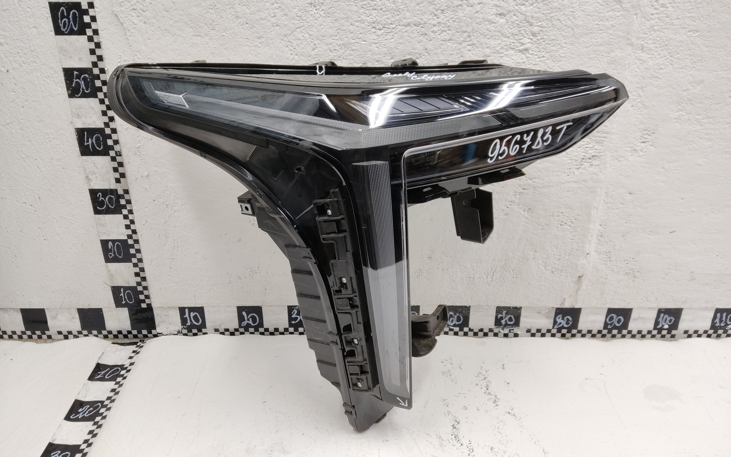 Фара передняя правая Geely Cityray LED