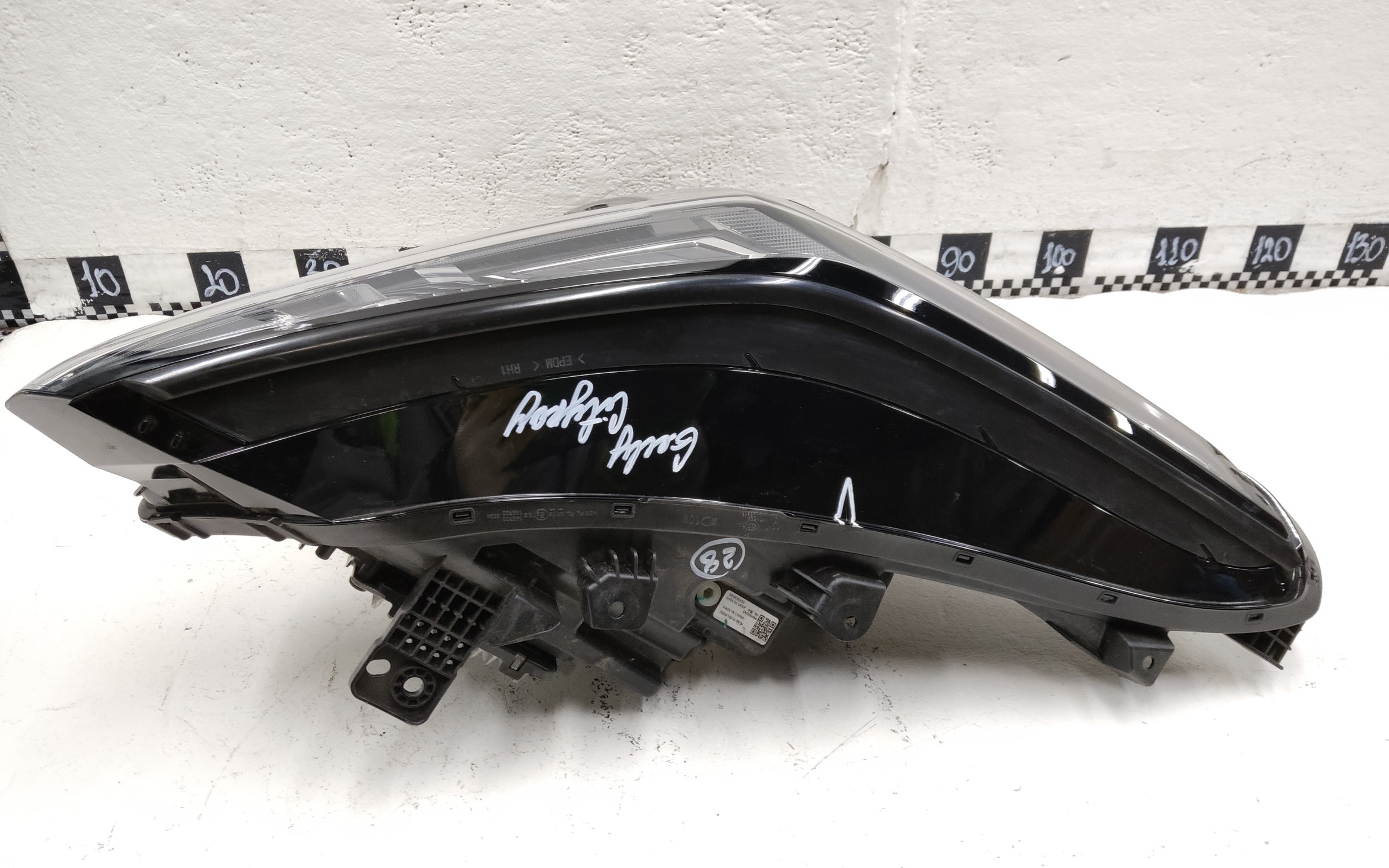 Фара передняя правая Geely Cityray LED