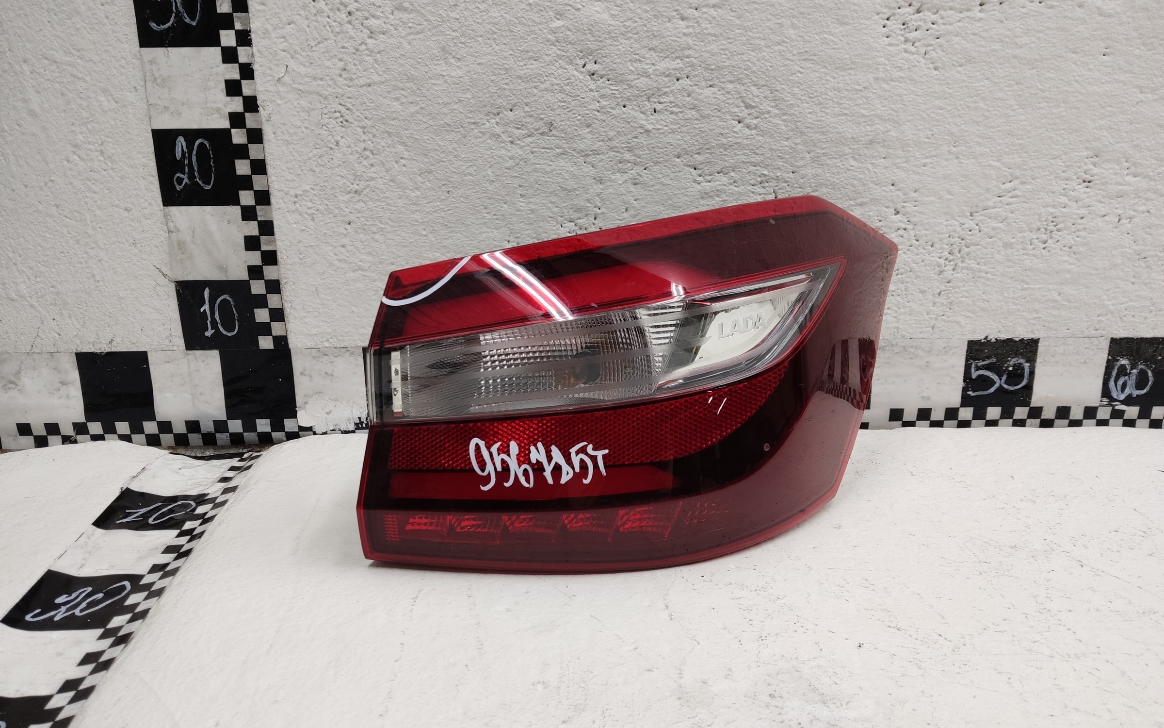 Фонарь задний правый наружный Lada Vesta Sedan Restail LED