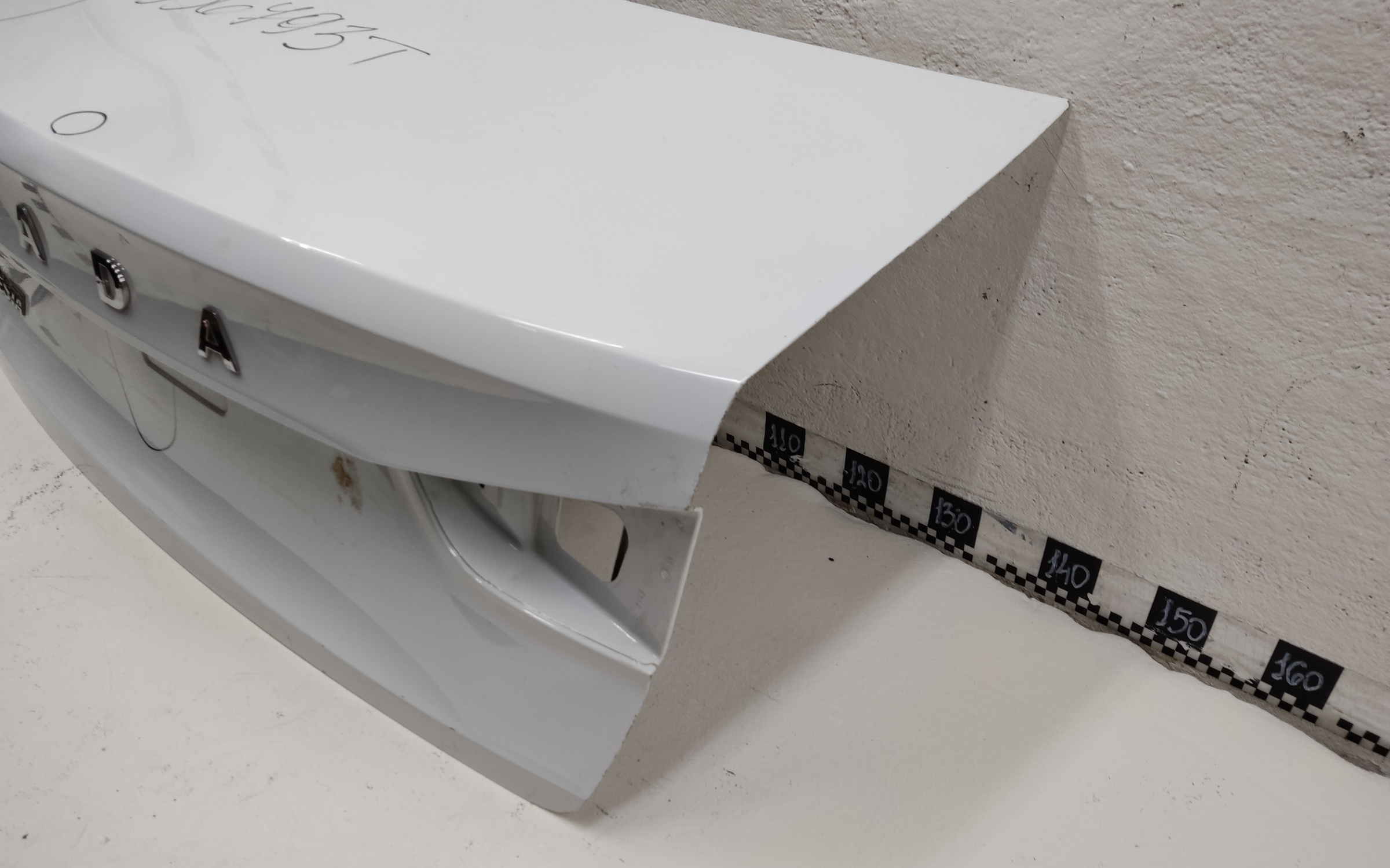 Крышка багажника Lada Vesta Restail Sedan