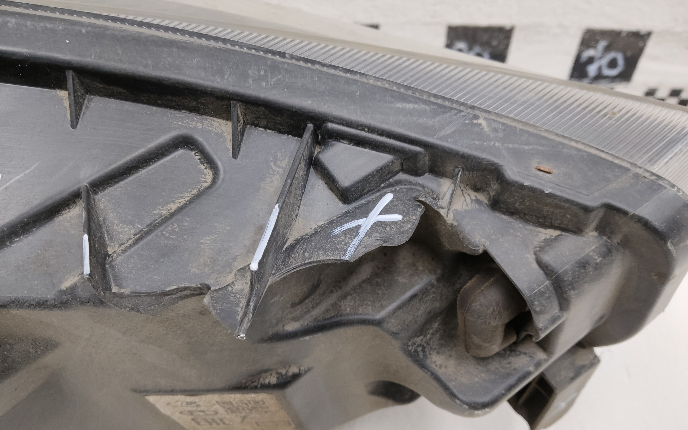 Фара передняя левая Lada Vesta 1 Restail LED