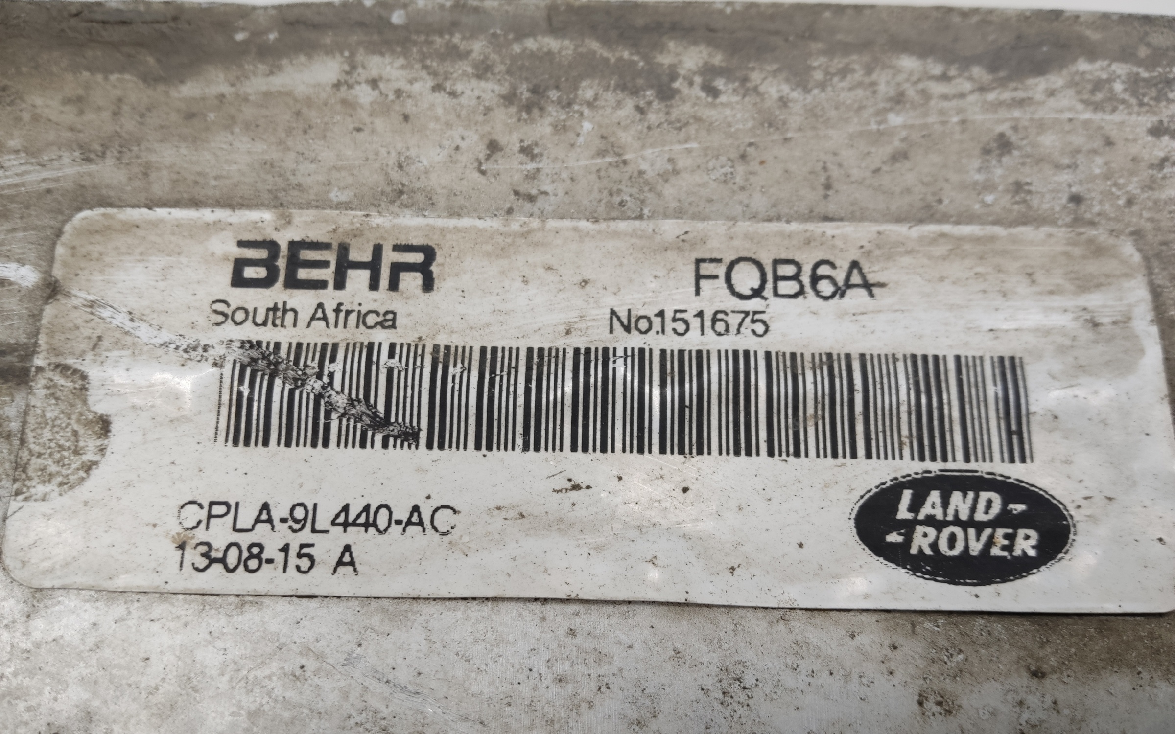 Радиатор турбины « интеркулер » Land Rover Range Rover 4  4.4L DOHC DITC V8 Diesel