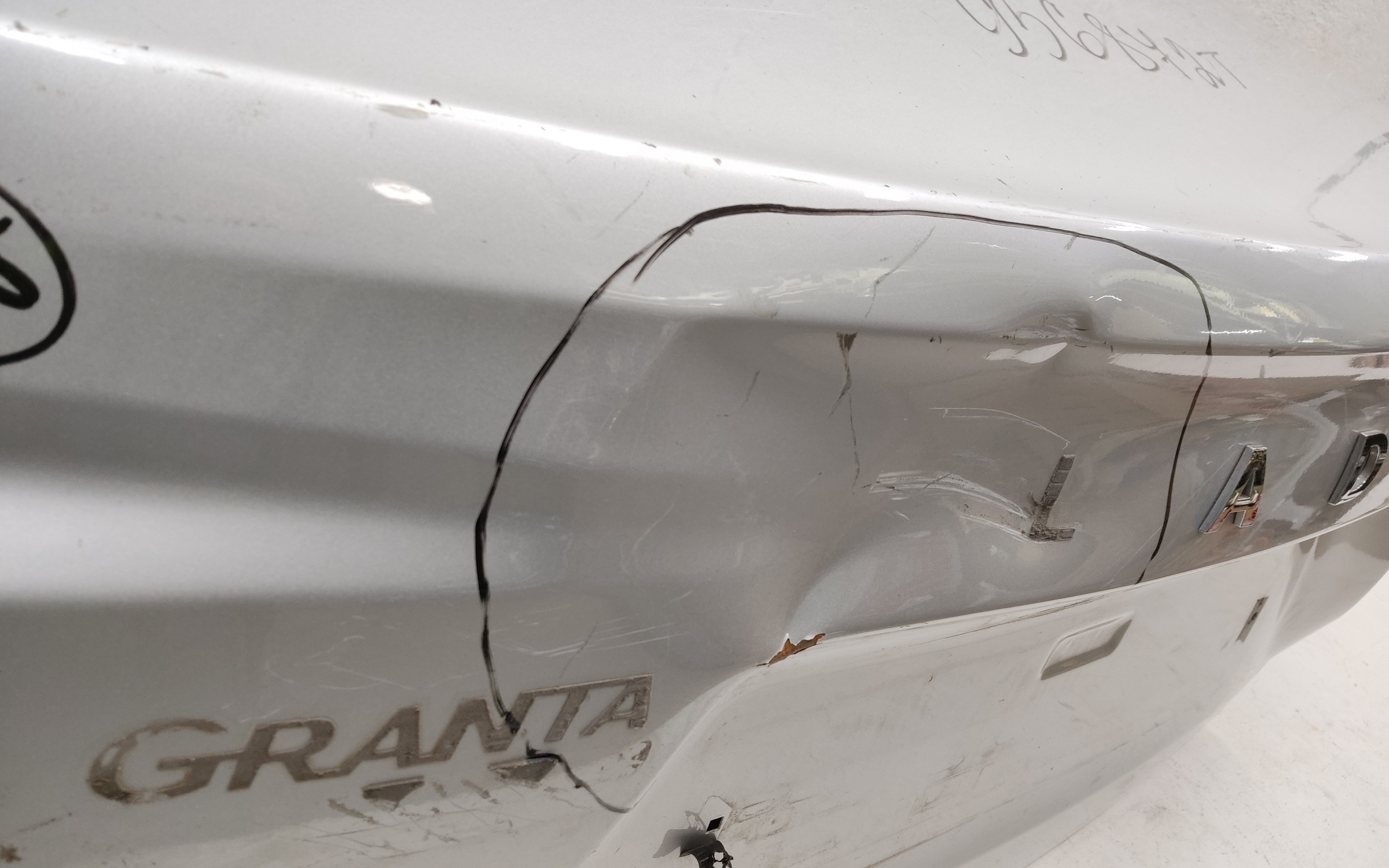 Крышка багажника Lada Granta Sedan 1 Restail