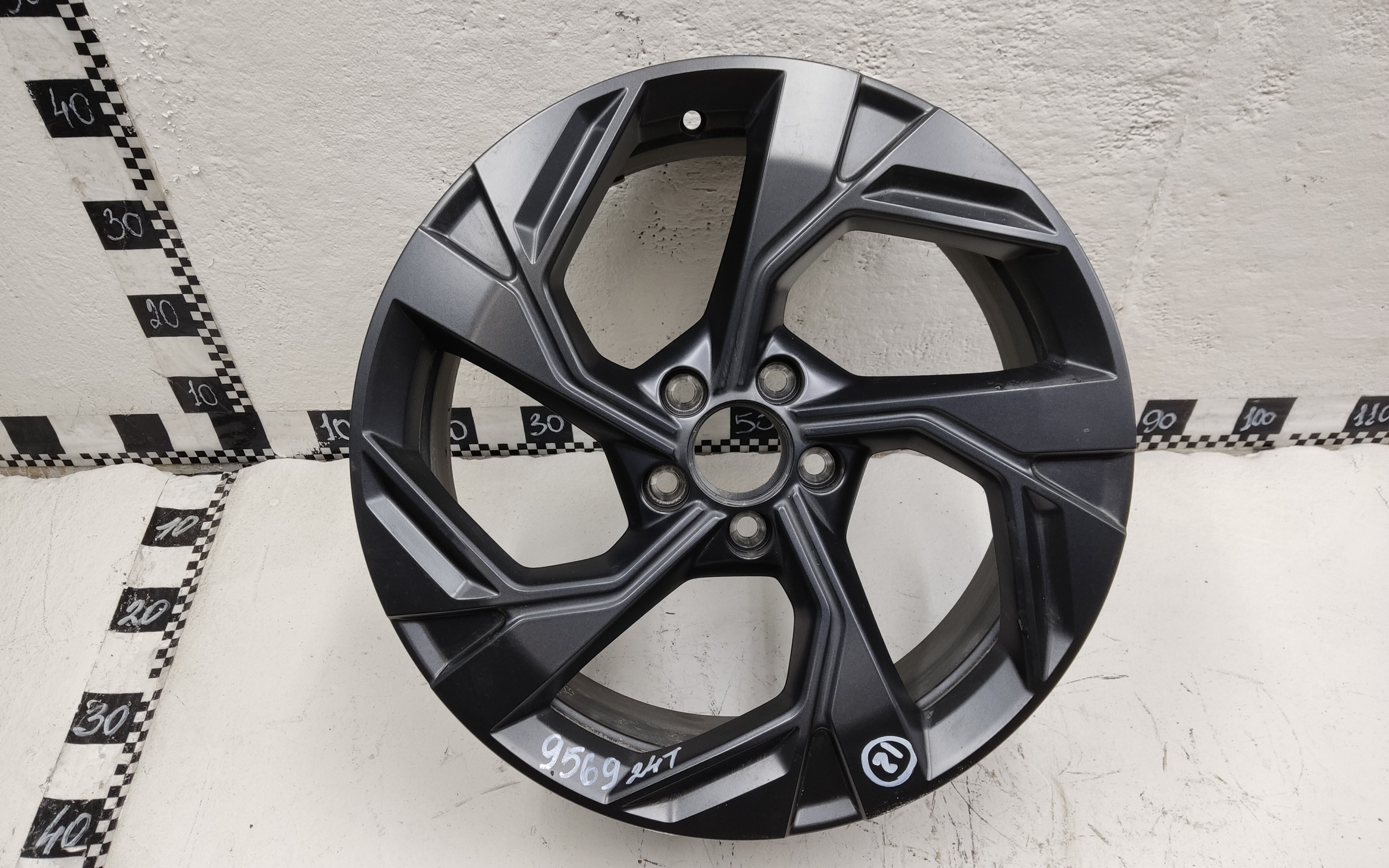 Диск колеса литой GAC GS3 R18