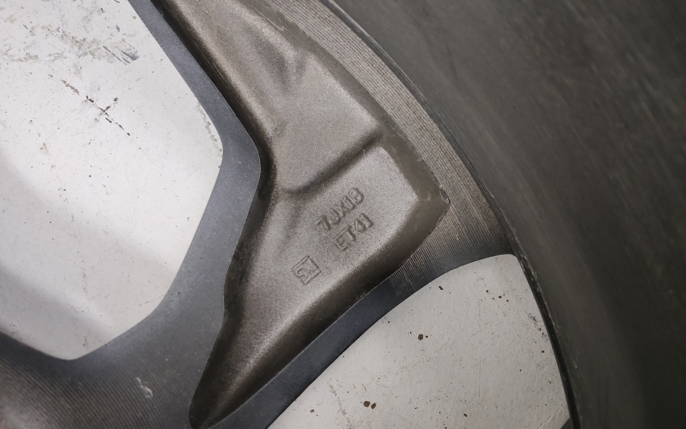 Диск колеса литой GAC GS3 R18