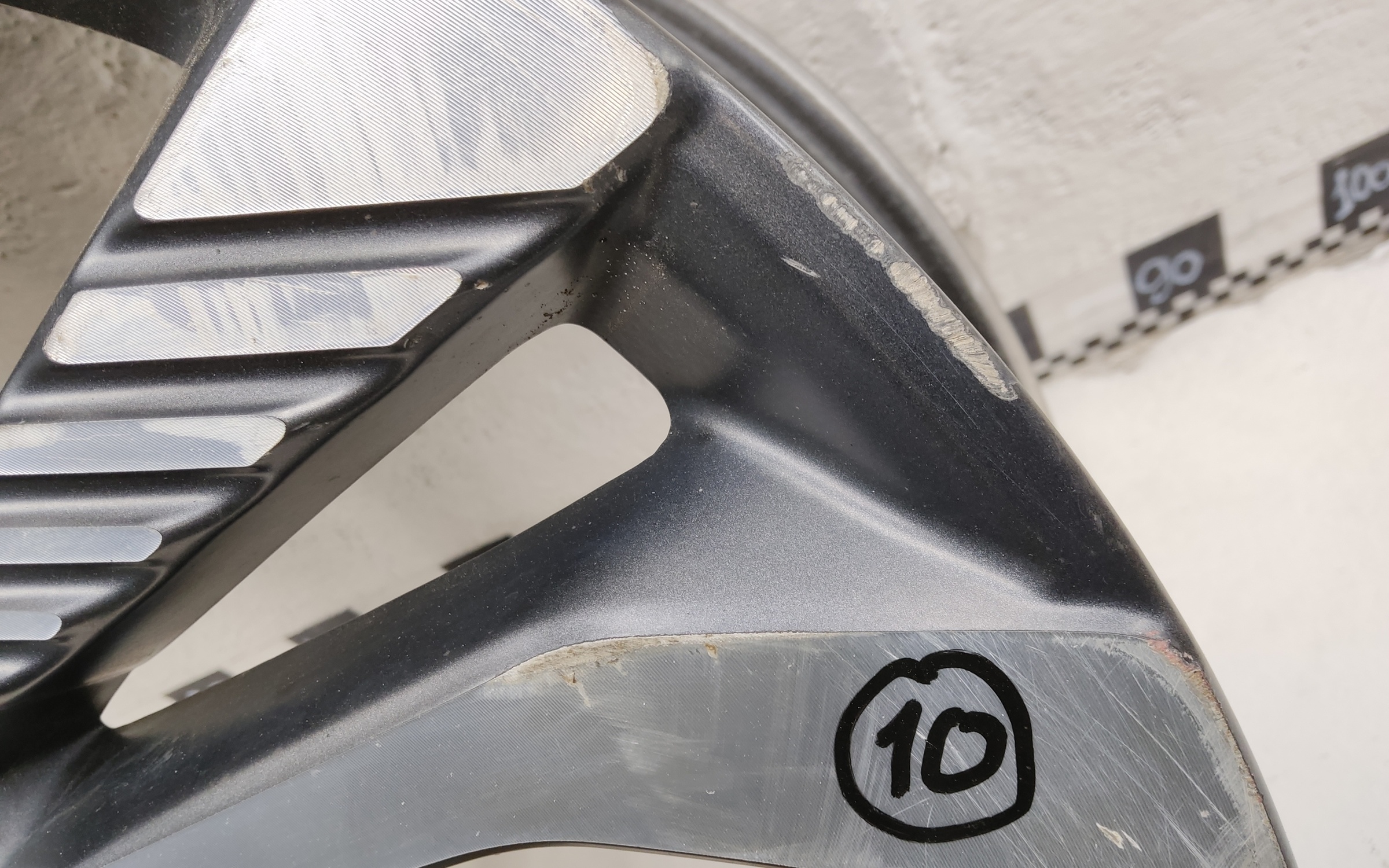 Диск колеса литой Geely Monjaro R20