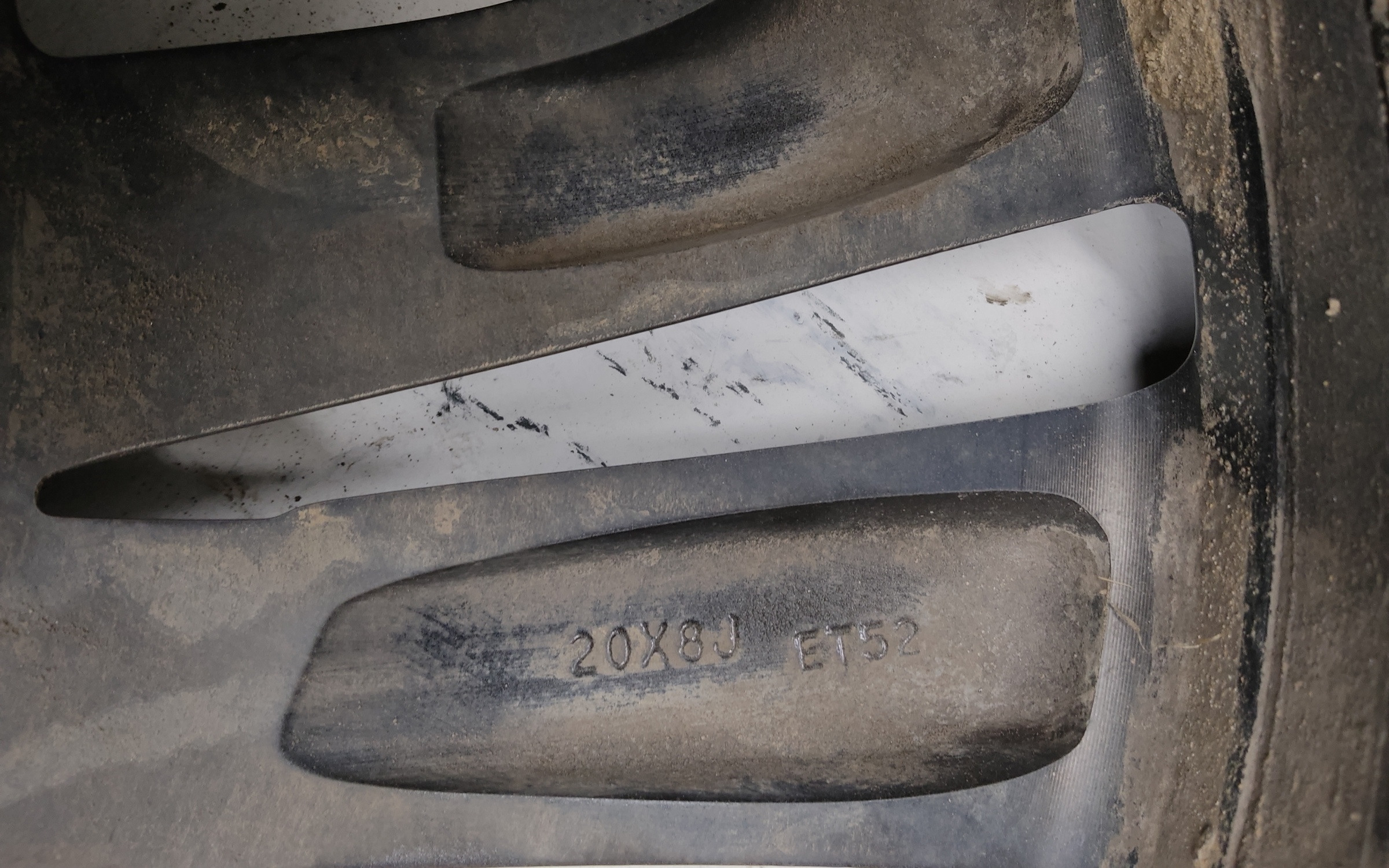 Диск колеса литой Geely Monjaro R20