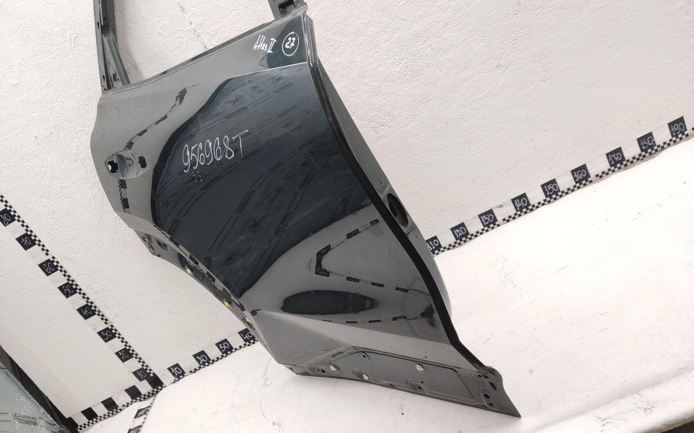 Дверь задняя правая Geely Atlas 2