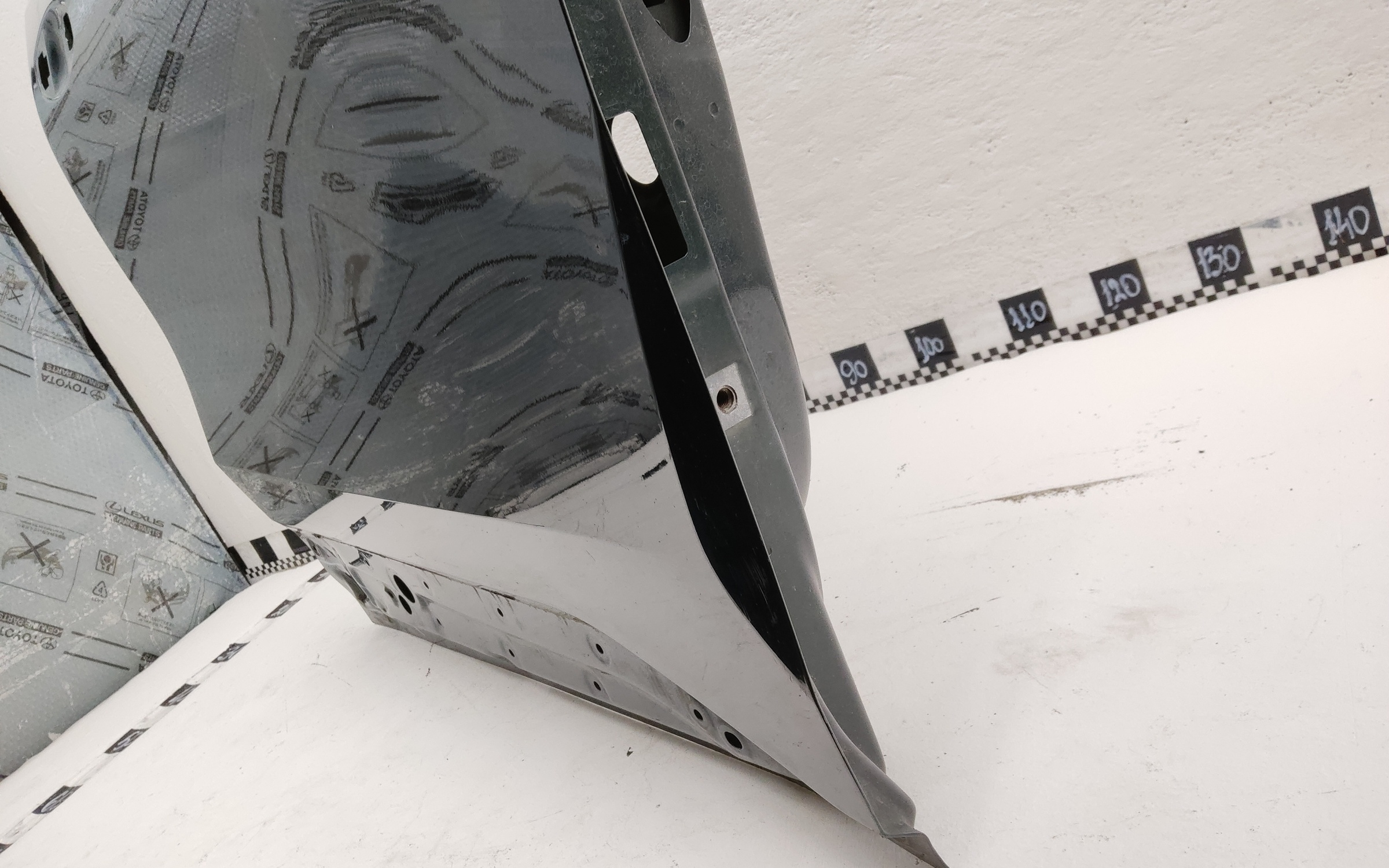 Дверь передняя правая Geely Atlas 2